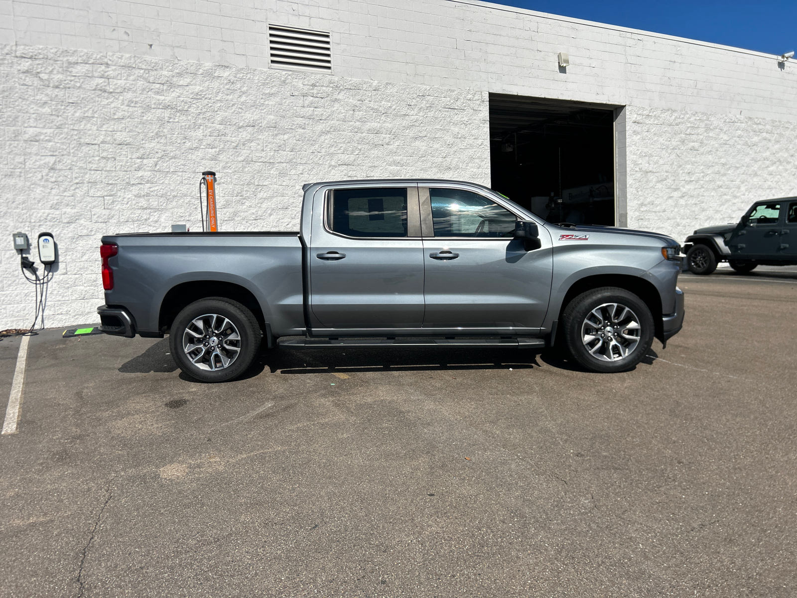 2020 Chevrolet Silverado 1500 RST 9