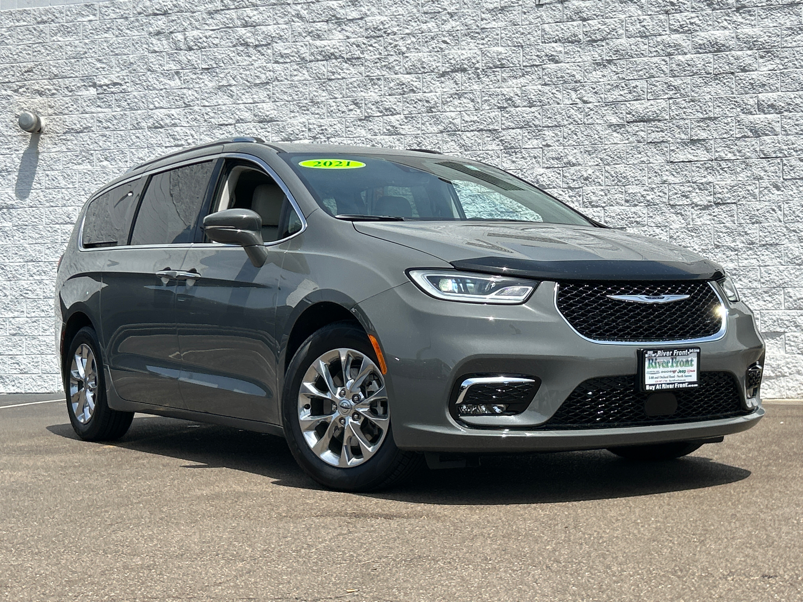 2021 Chrysler Pacifica Touring L 2