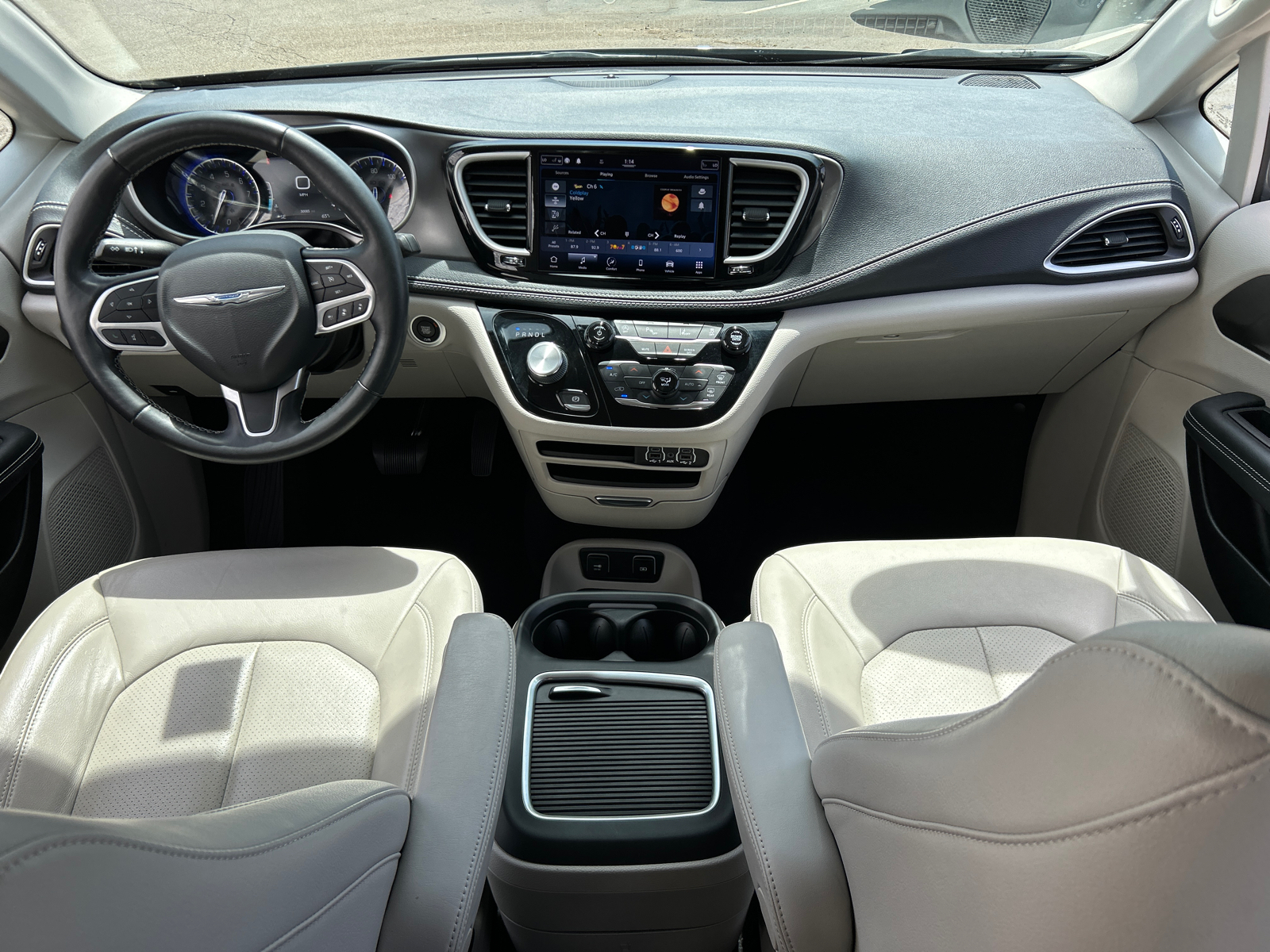 2021 Chrysler Pacifica Touring L 30