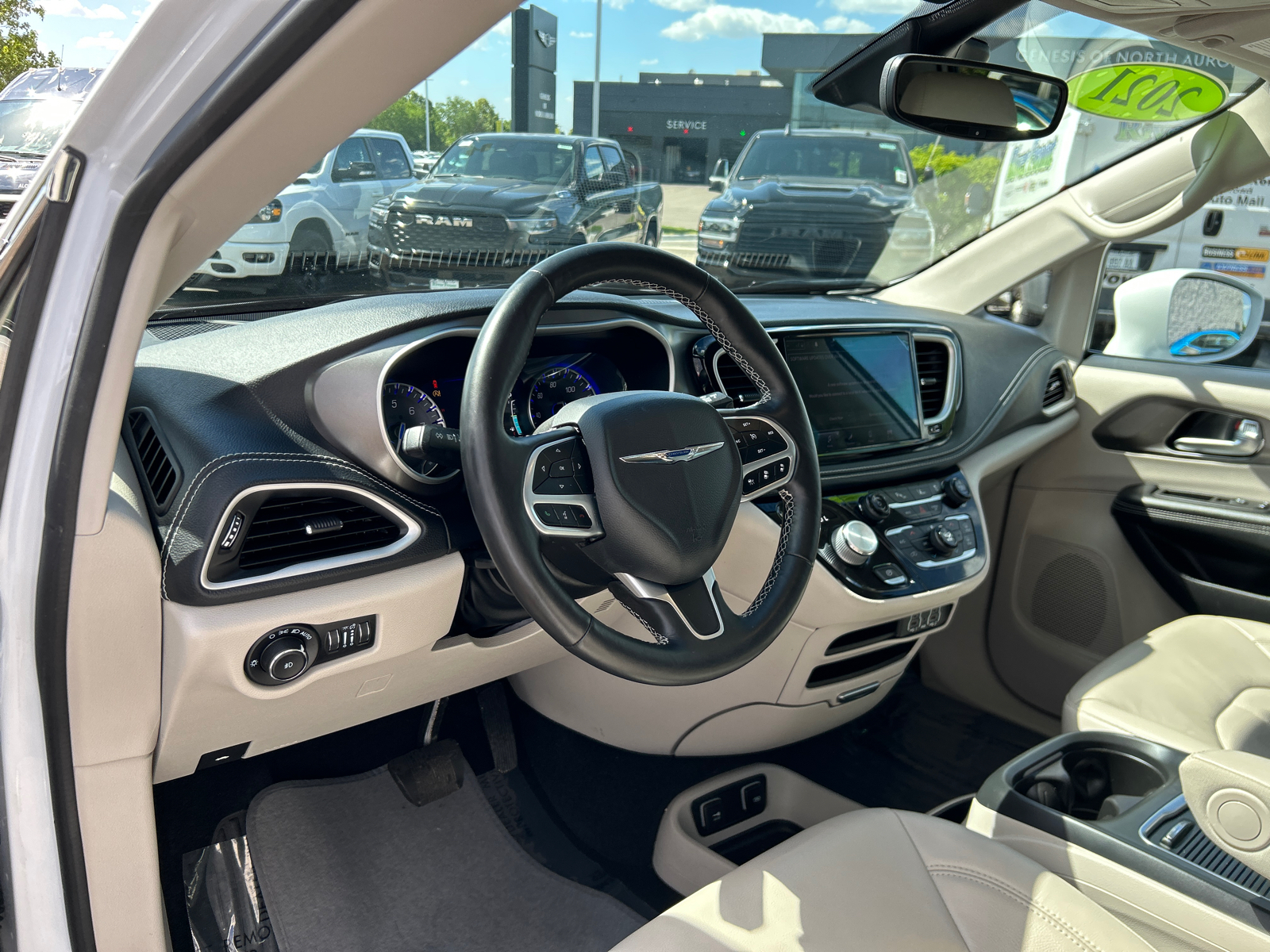 2021 Chrysler Pacifica Touring L 18