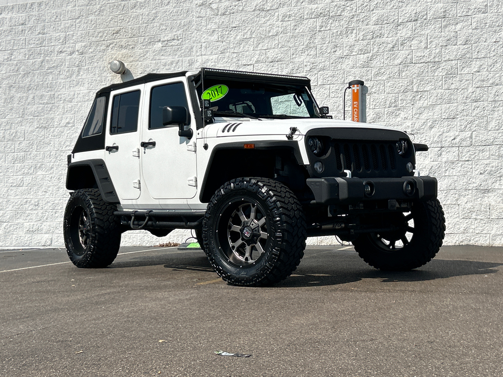 2017 Jeep Wrangler Unlimited Sport 2