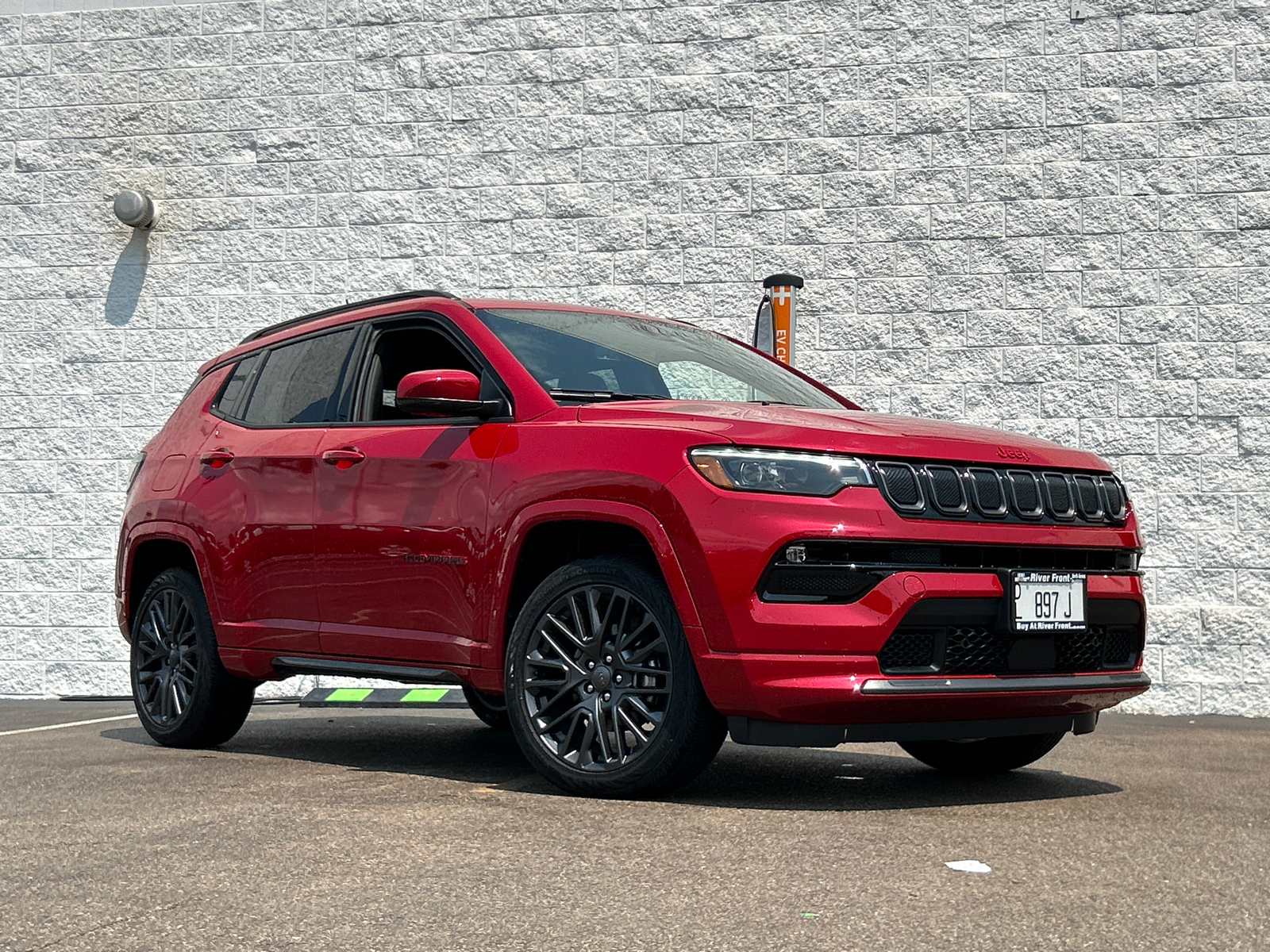 2022 Jeep Compass Limited 1