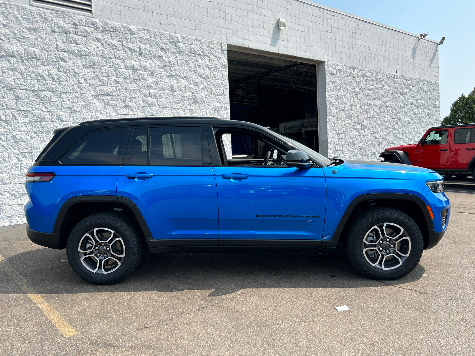 2022 Jeep Grand Cherokee 4xe Trailhawk 9