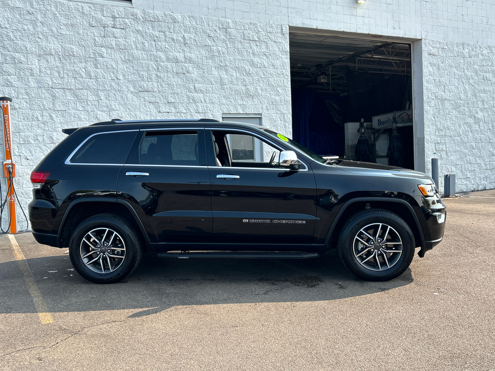 2022 Jeep Grand Cherokee WK Limited 9