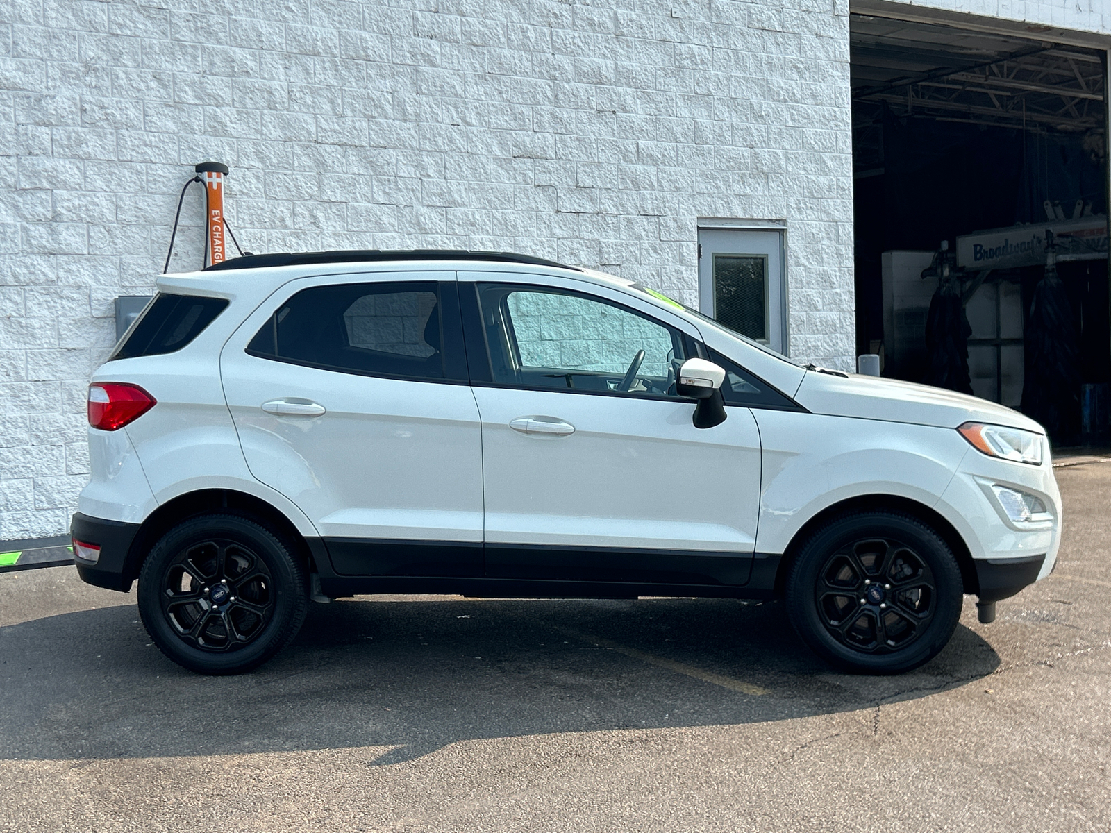 2019 Ford EcoSport SE 9