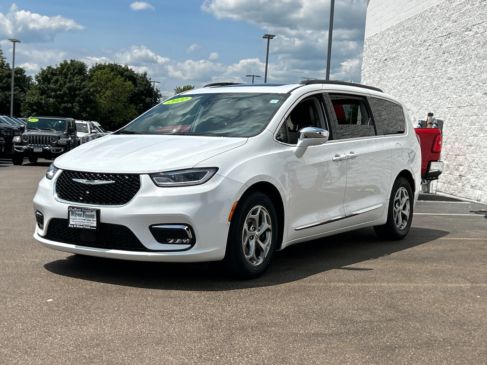 2022 Chrysler Pacifica Limited 4