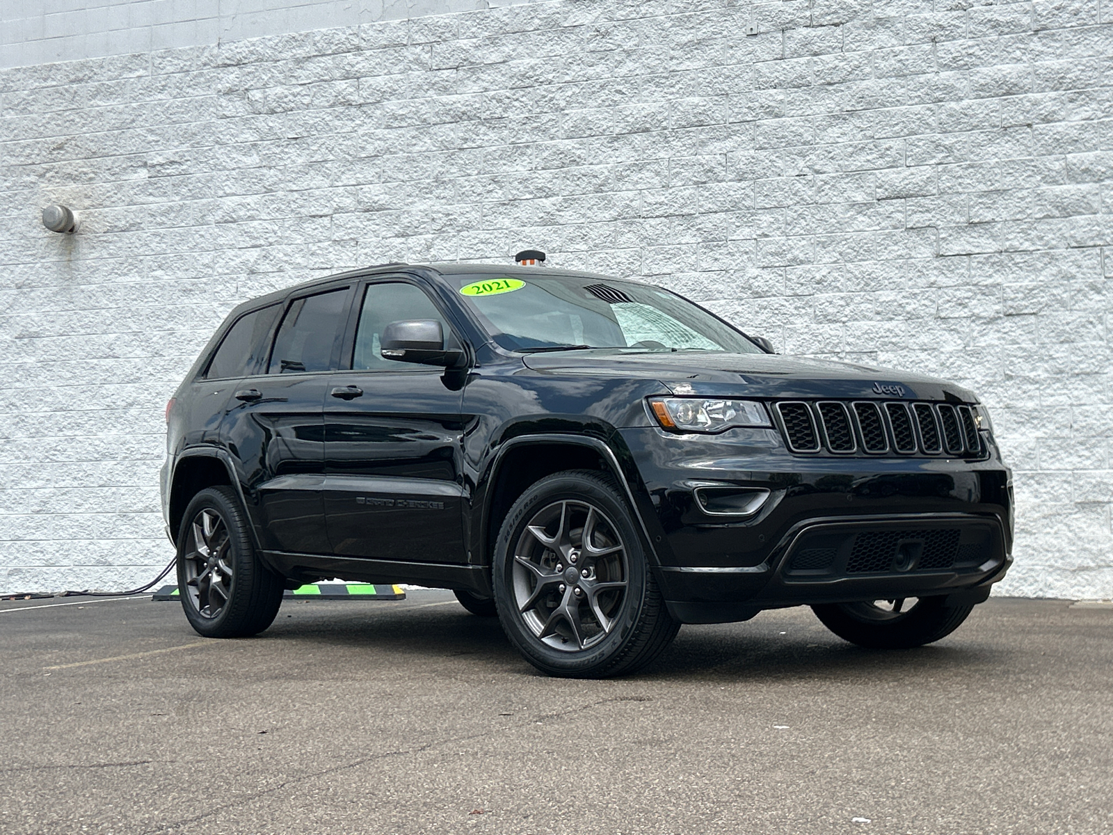 2021 Jeep Grand Cherokee 80th Anniversary Edition 2