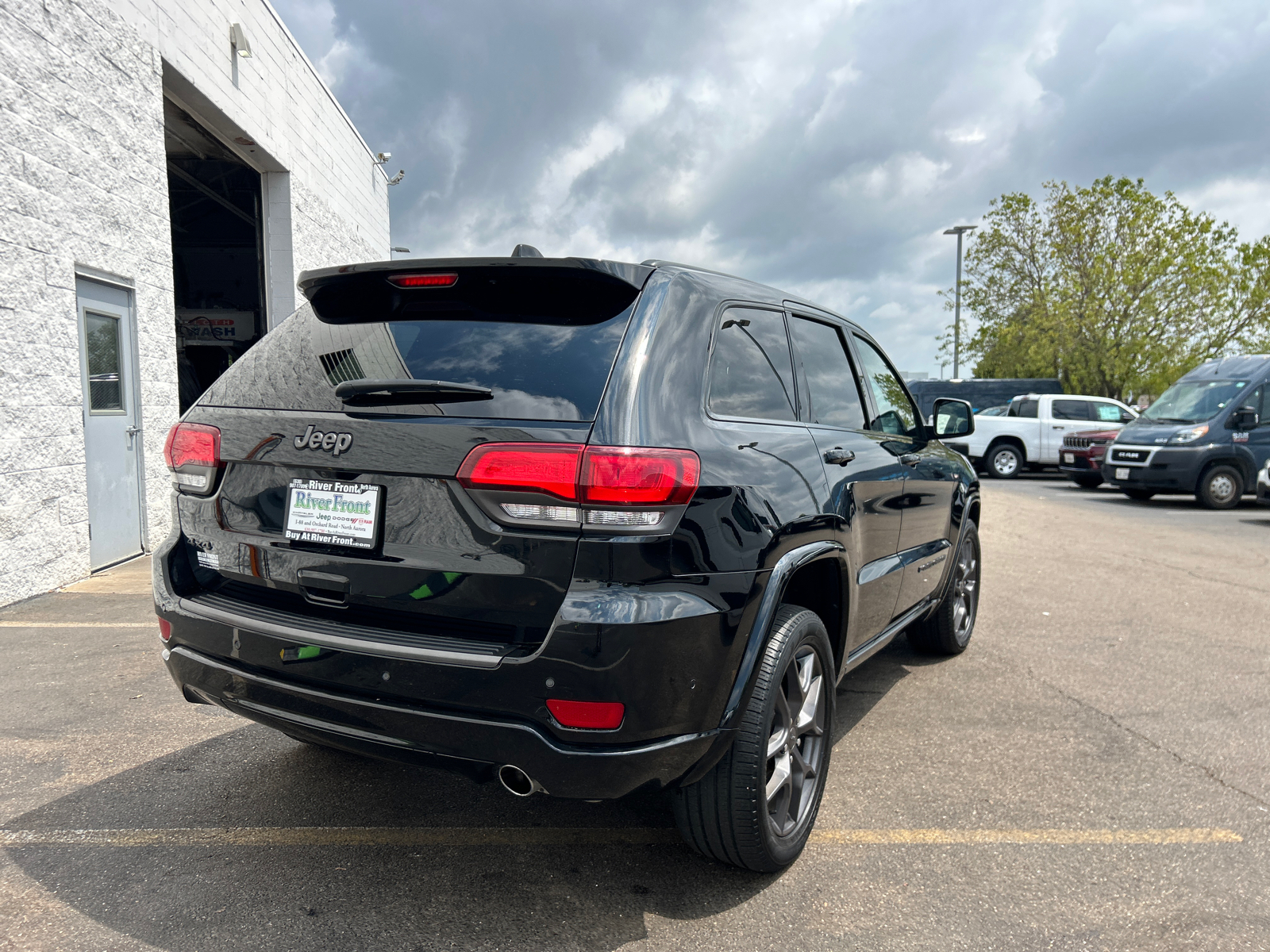 2021 Jeep Grand Cherokee 80th Anniversary Edition 8