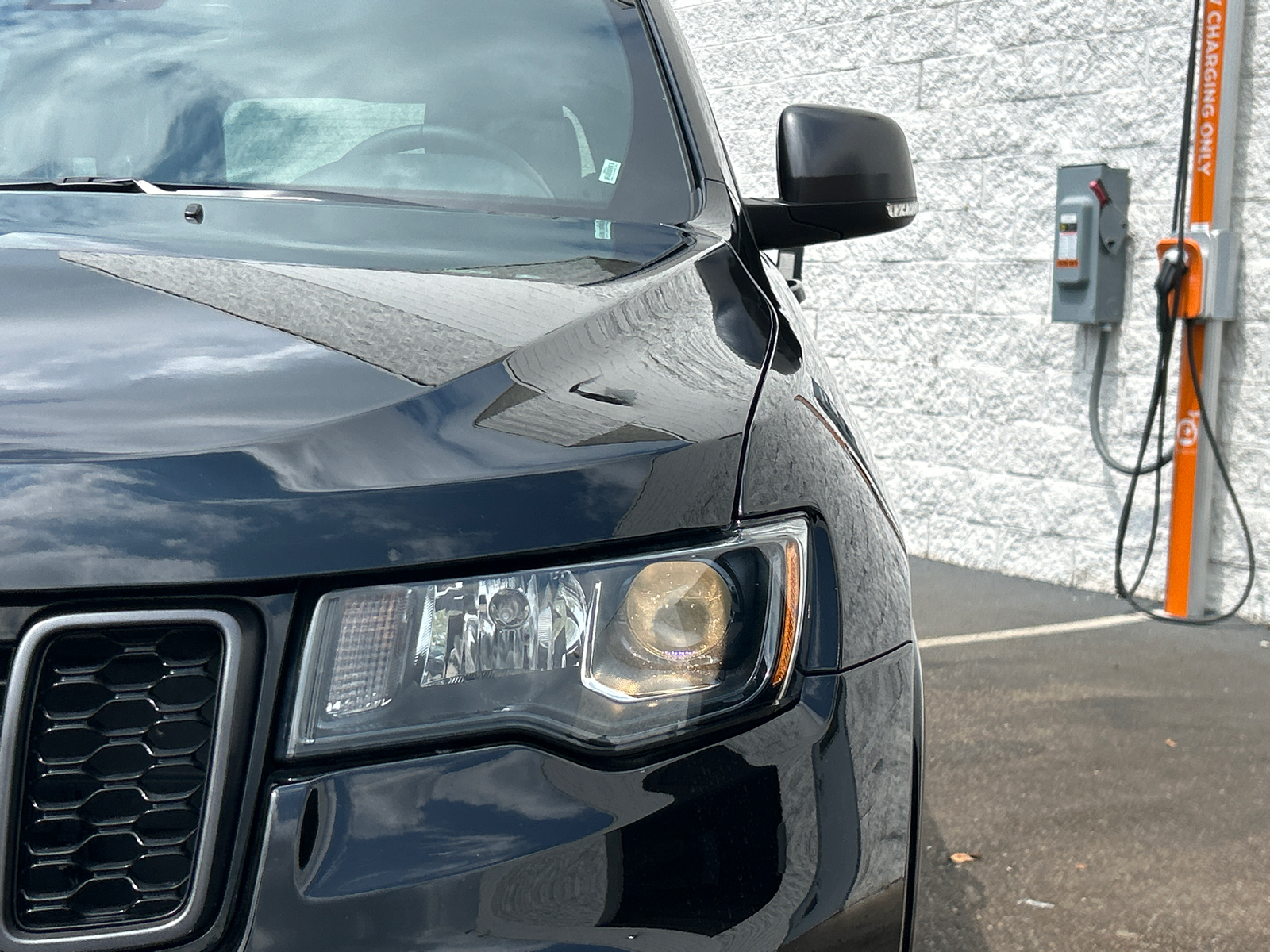 2021 Jeep Grand Cherokee 80th Anniversary Edition 10