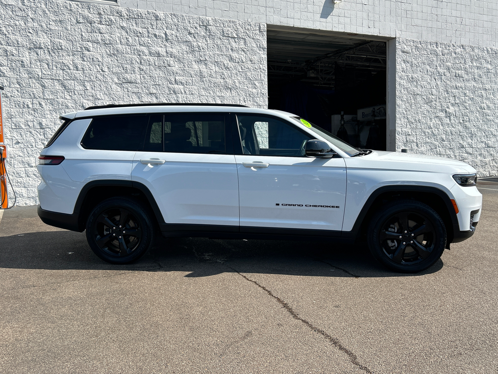 2021 Jeep Grand Cherokee L Altitude 8