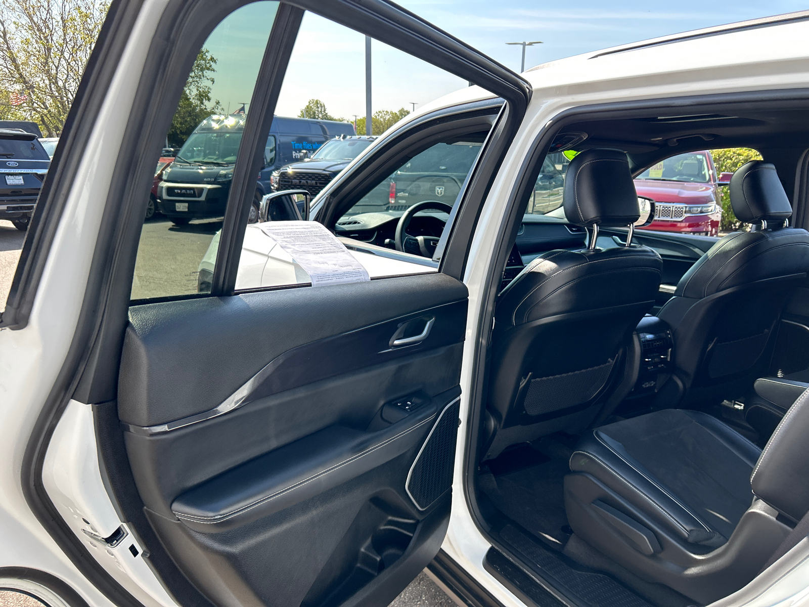 2021 Jeep Grand Cherokee L Altitude 34