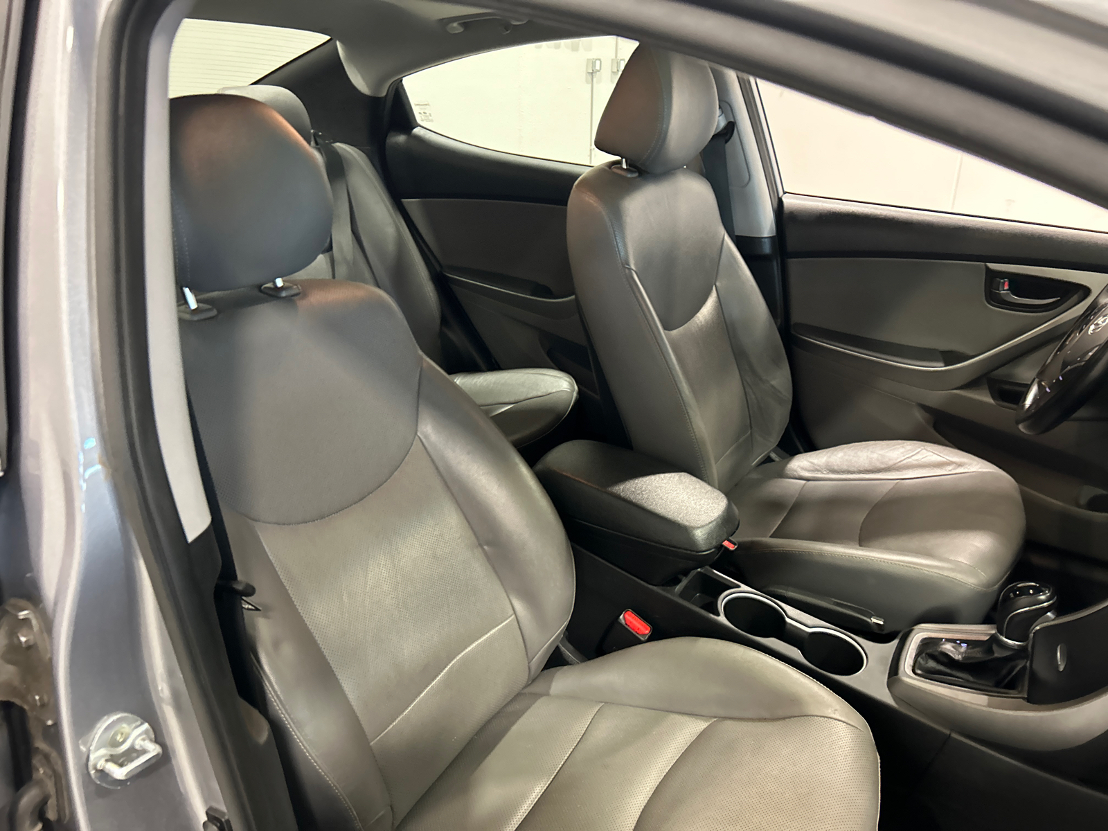 2014 Hyundai Elantra Sport 33