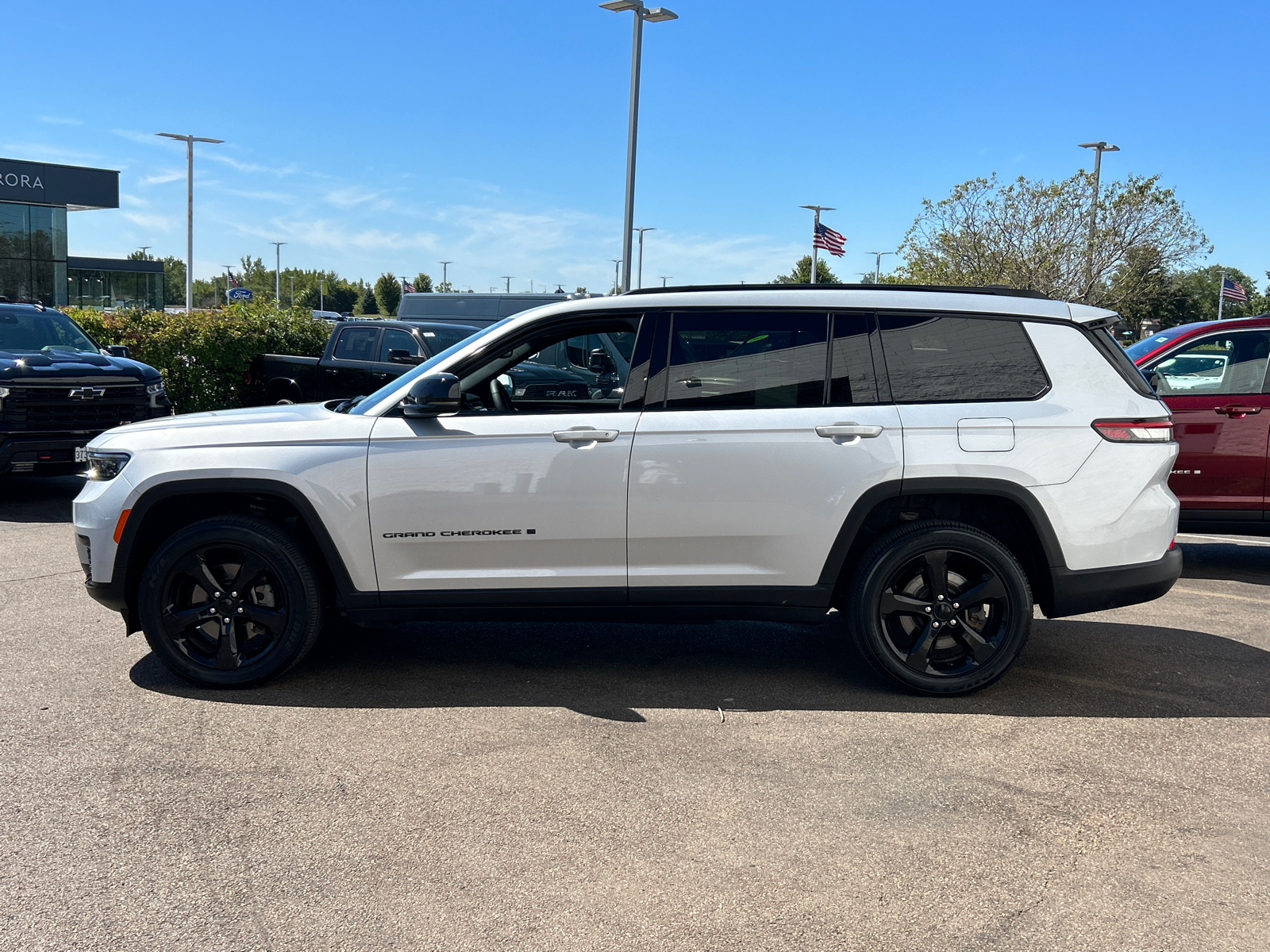 2023 Jeep Grand Cherokee L Altitude 5