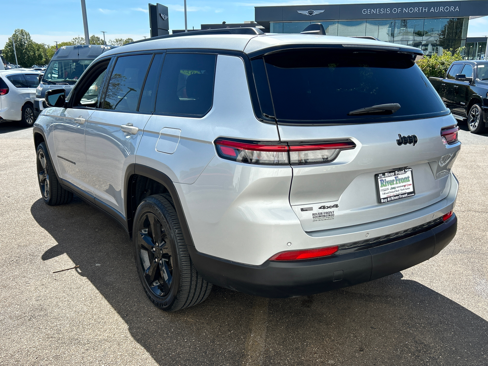 2023 Jeep Grand Cherokee L Altitude 6