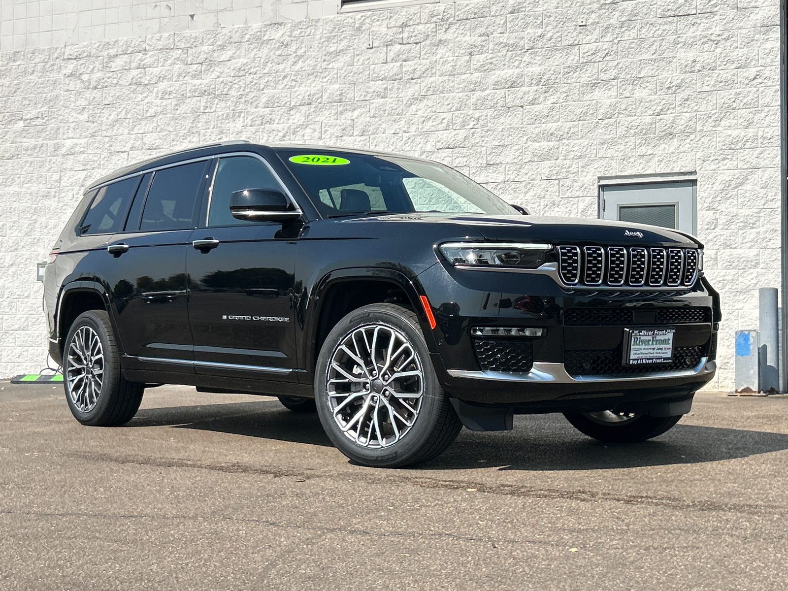 2021 Jeep Grand Cherokee L Summit 1