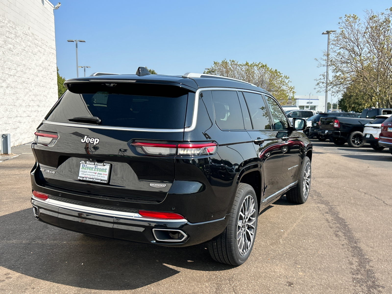 2021 Jeep Grand Cherokee L Summit 8