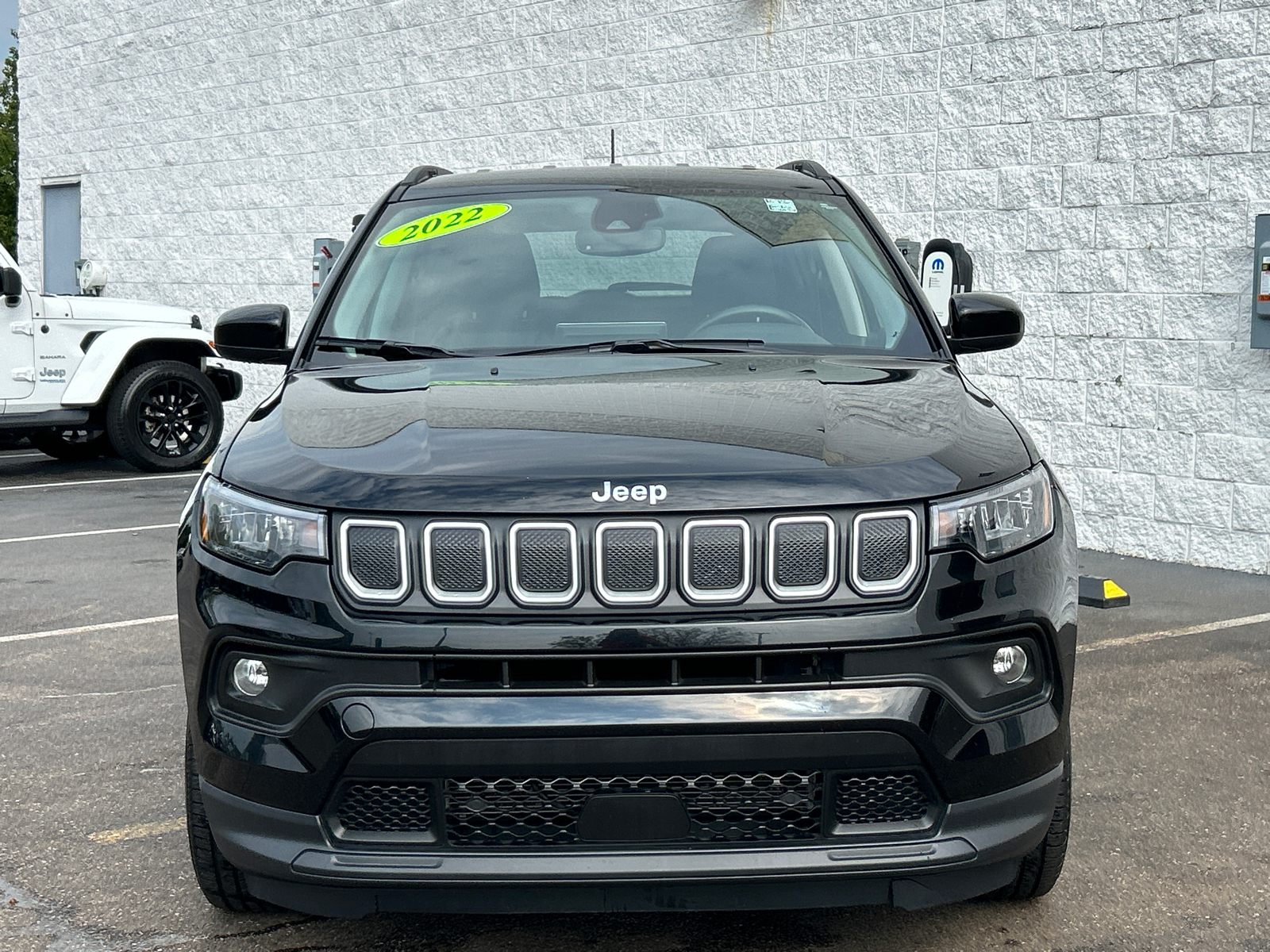 2022 Jeep Compass Latitude Lux 3