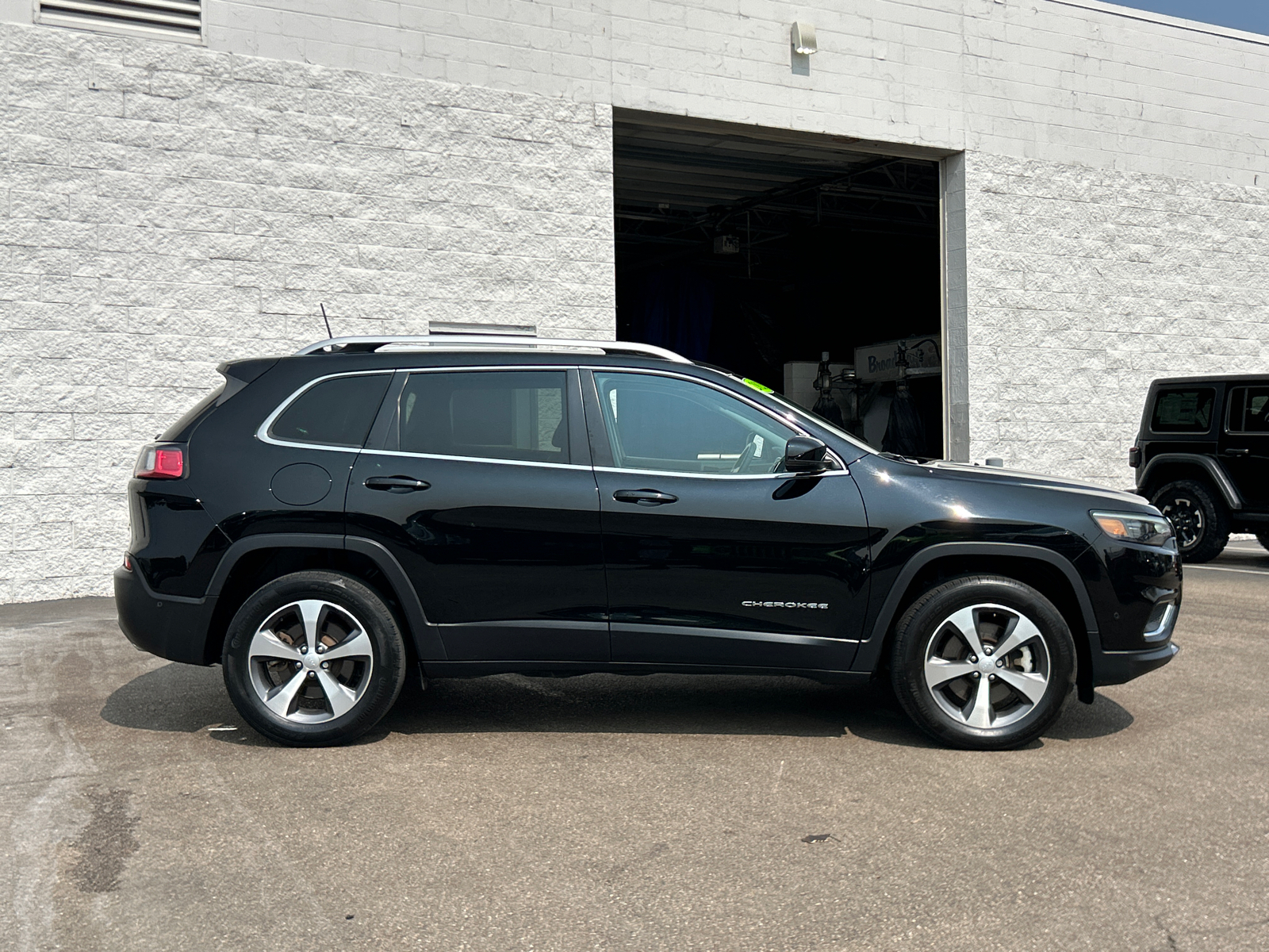 2021 Jeep Cherokee Limited 9