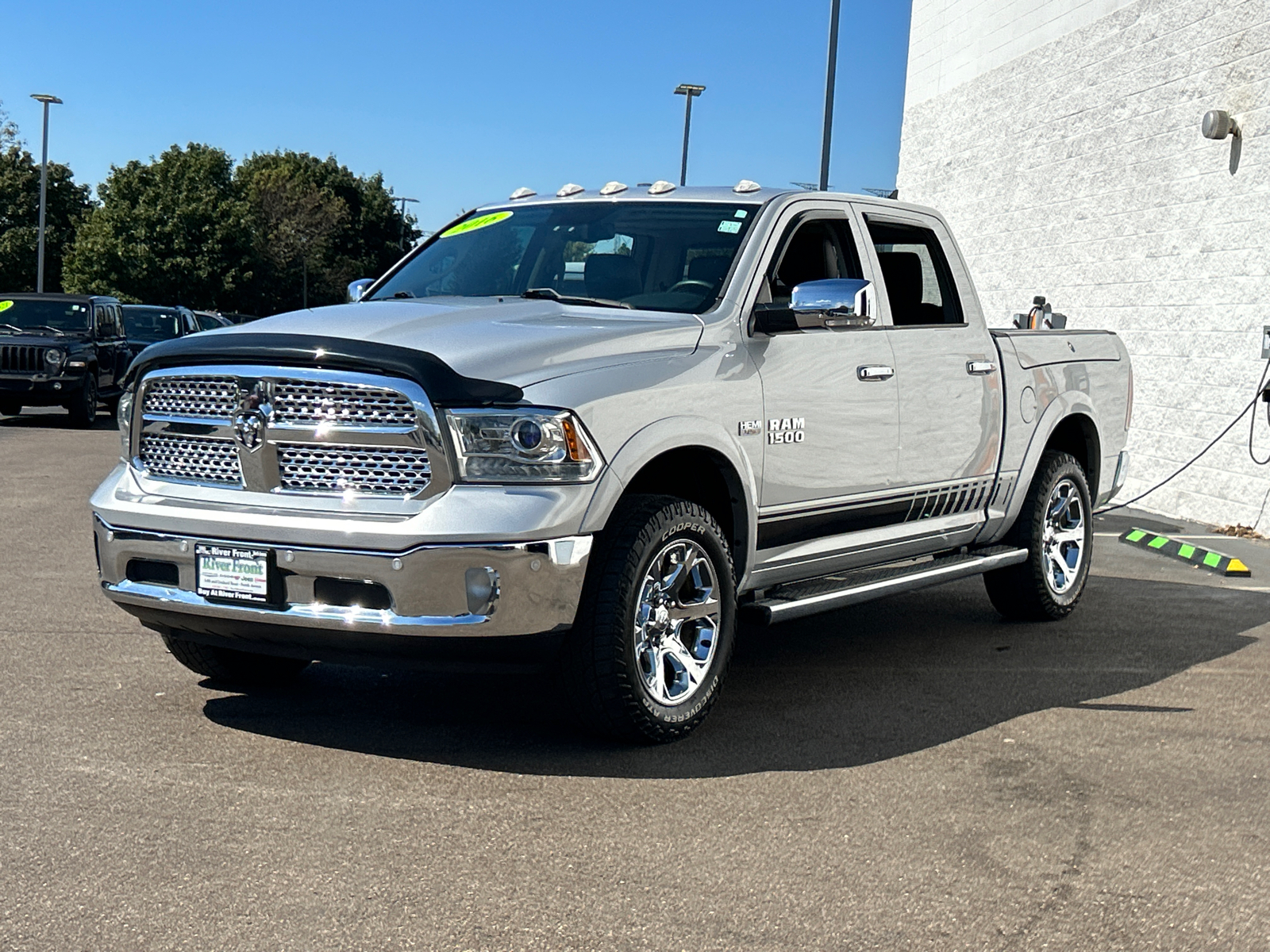 2016 Ram 1500 Laramie 4