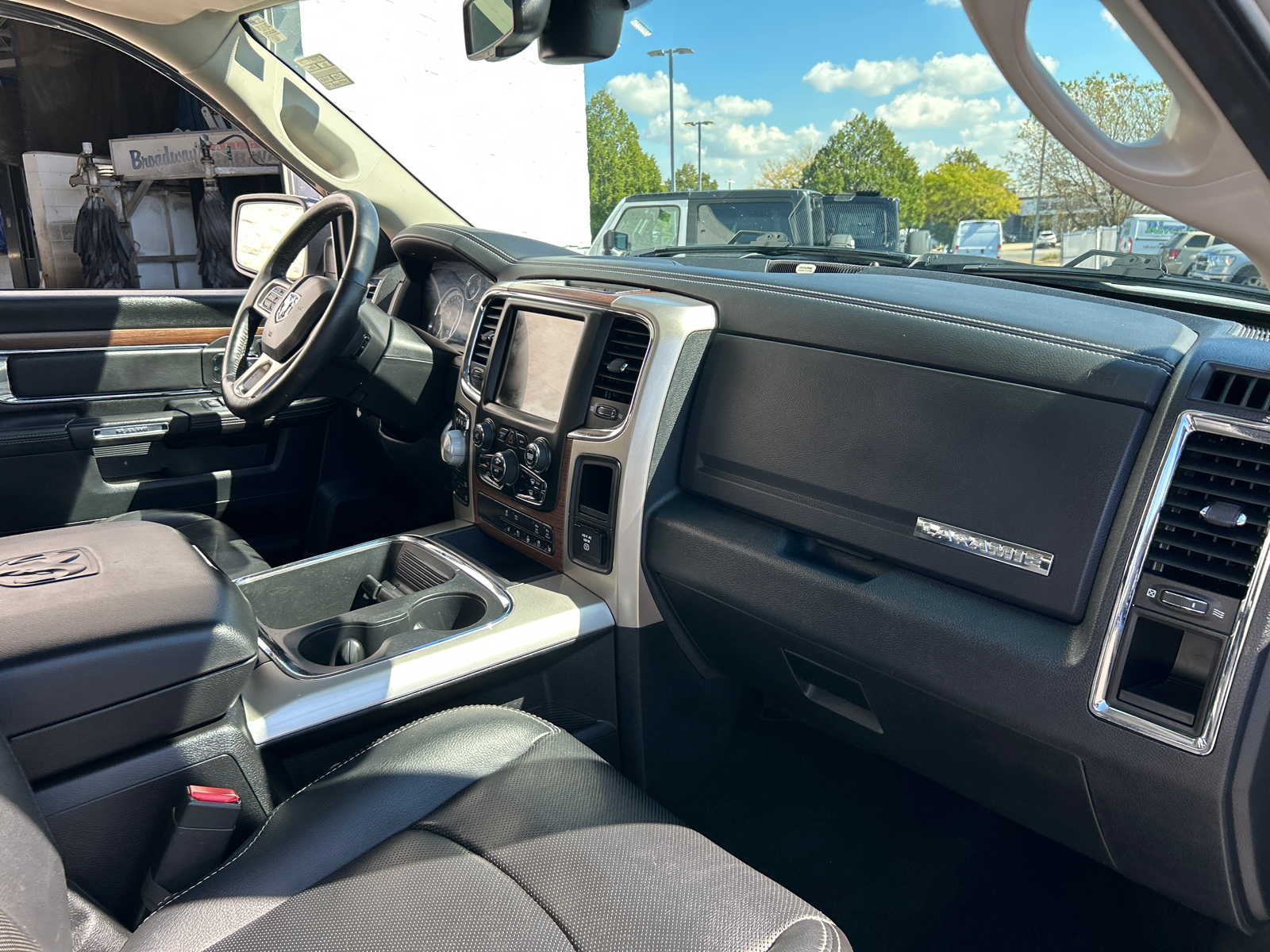 2016 Ram 1500 Laramie 39