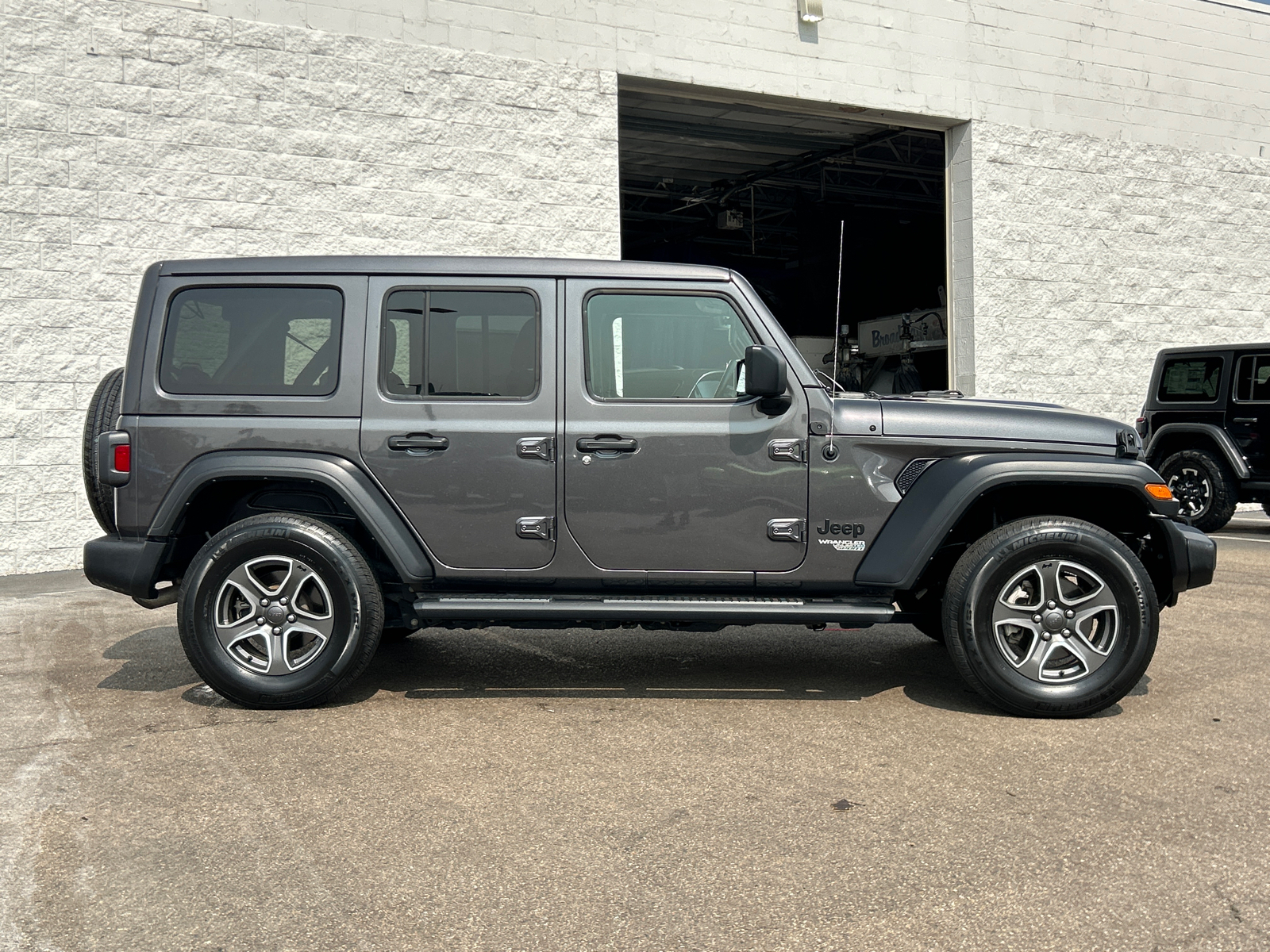 2021 Jeep Wrangler Unlimited Sport S 9