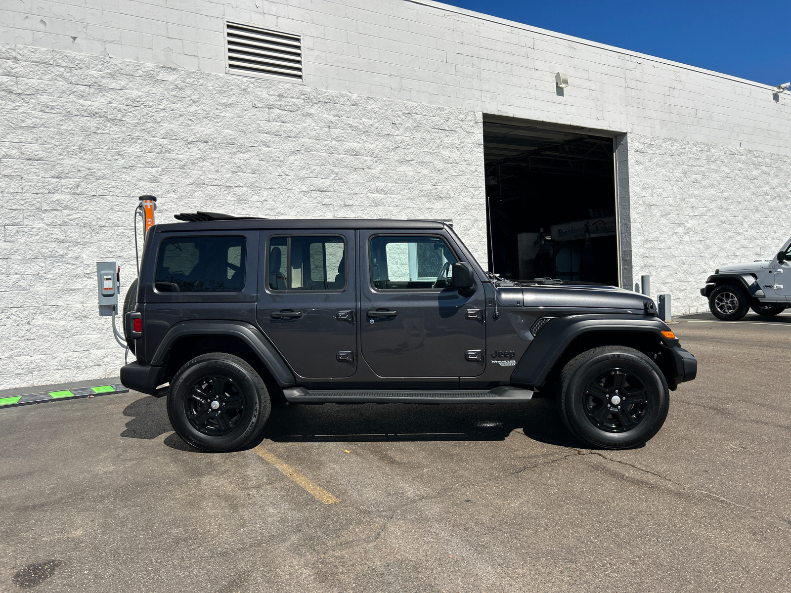 2021 Jeep Wrangler Unlimited Sport S 9