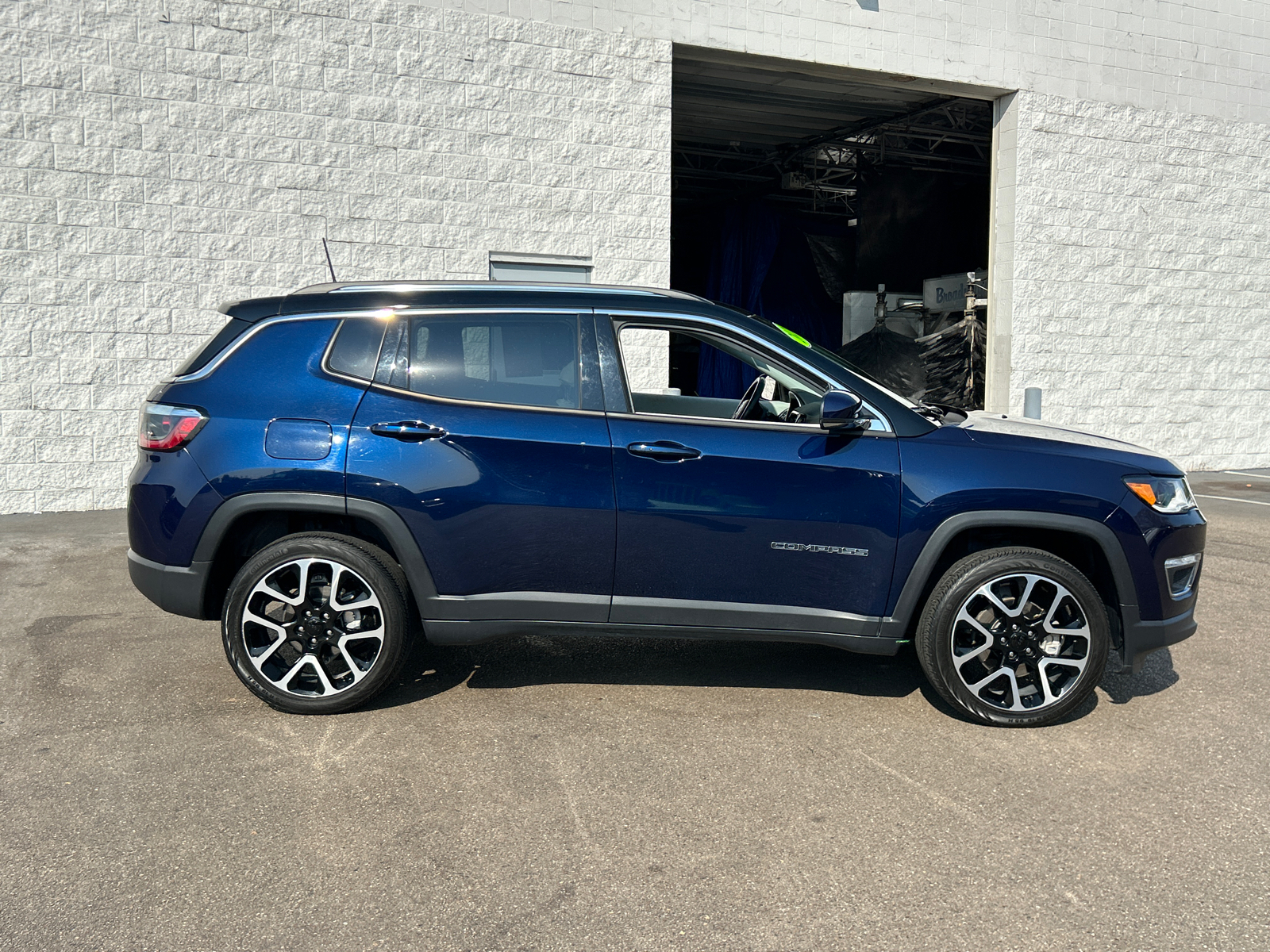 2021 Jeep Compass Limited 9