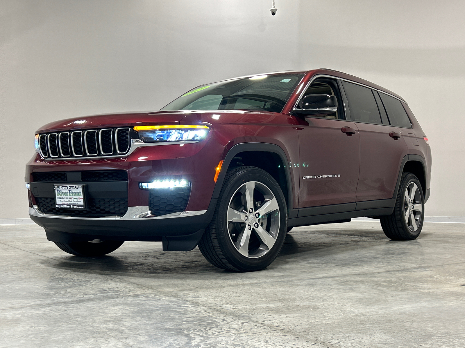 2021 Jeep Grand Cherokee L Limited 1