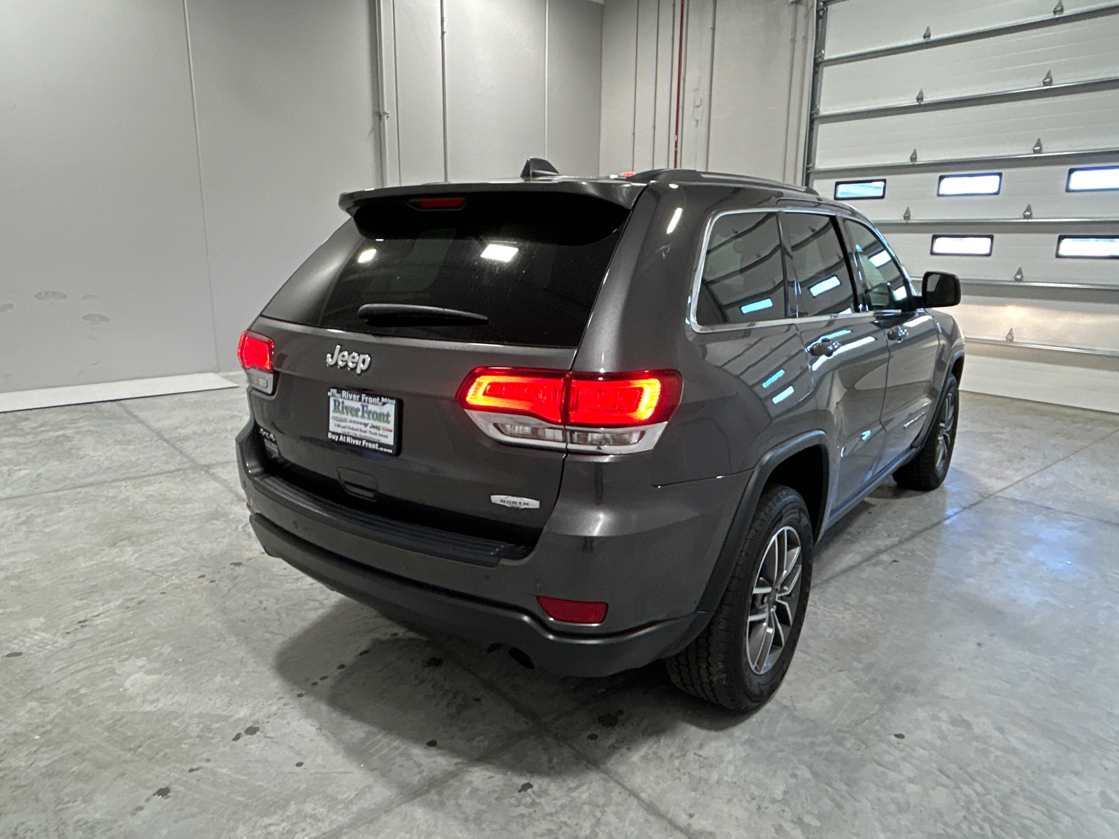 2020 Jeep Grand Cherokee Laredo 6