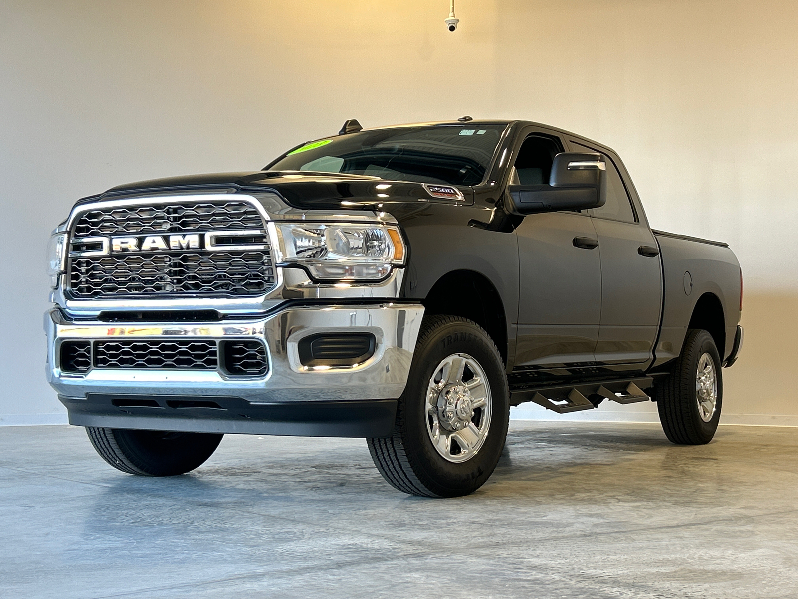 2023 Ram 2500 Tradesman 1