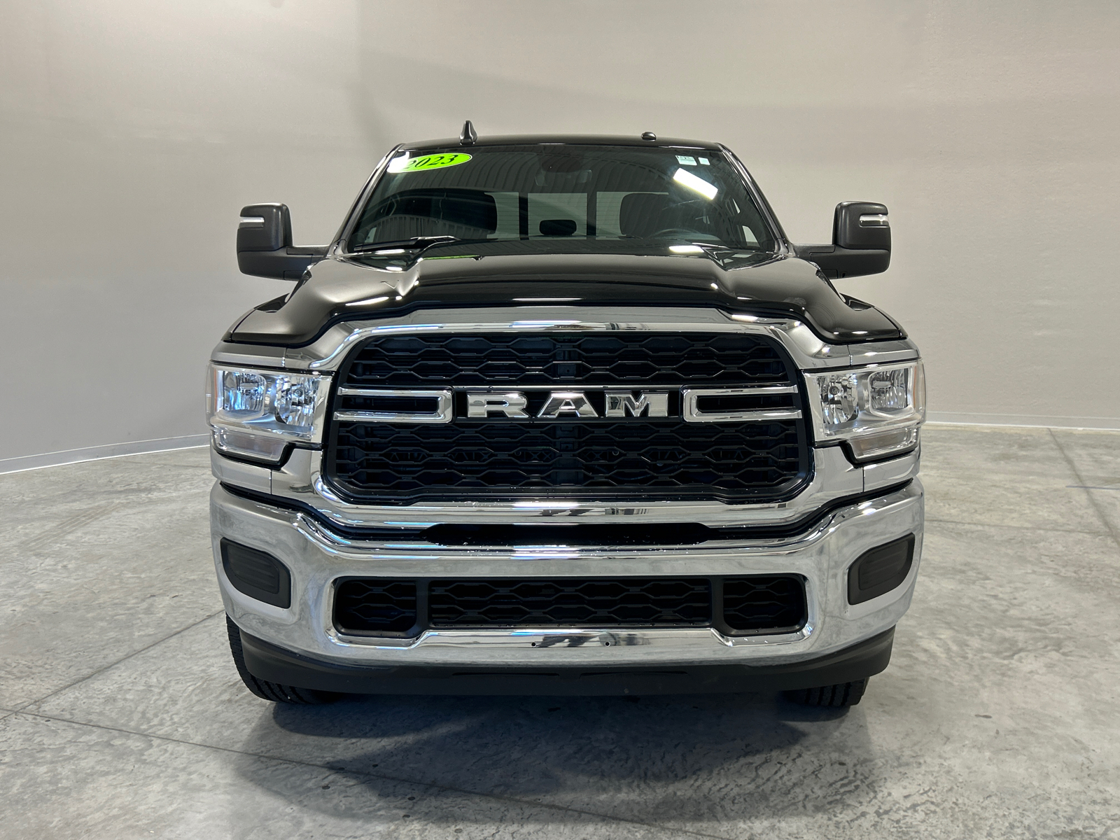 2023 Ram 2500 Tradesman 3