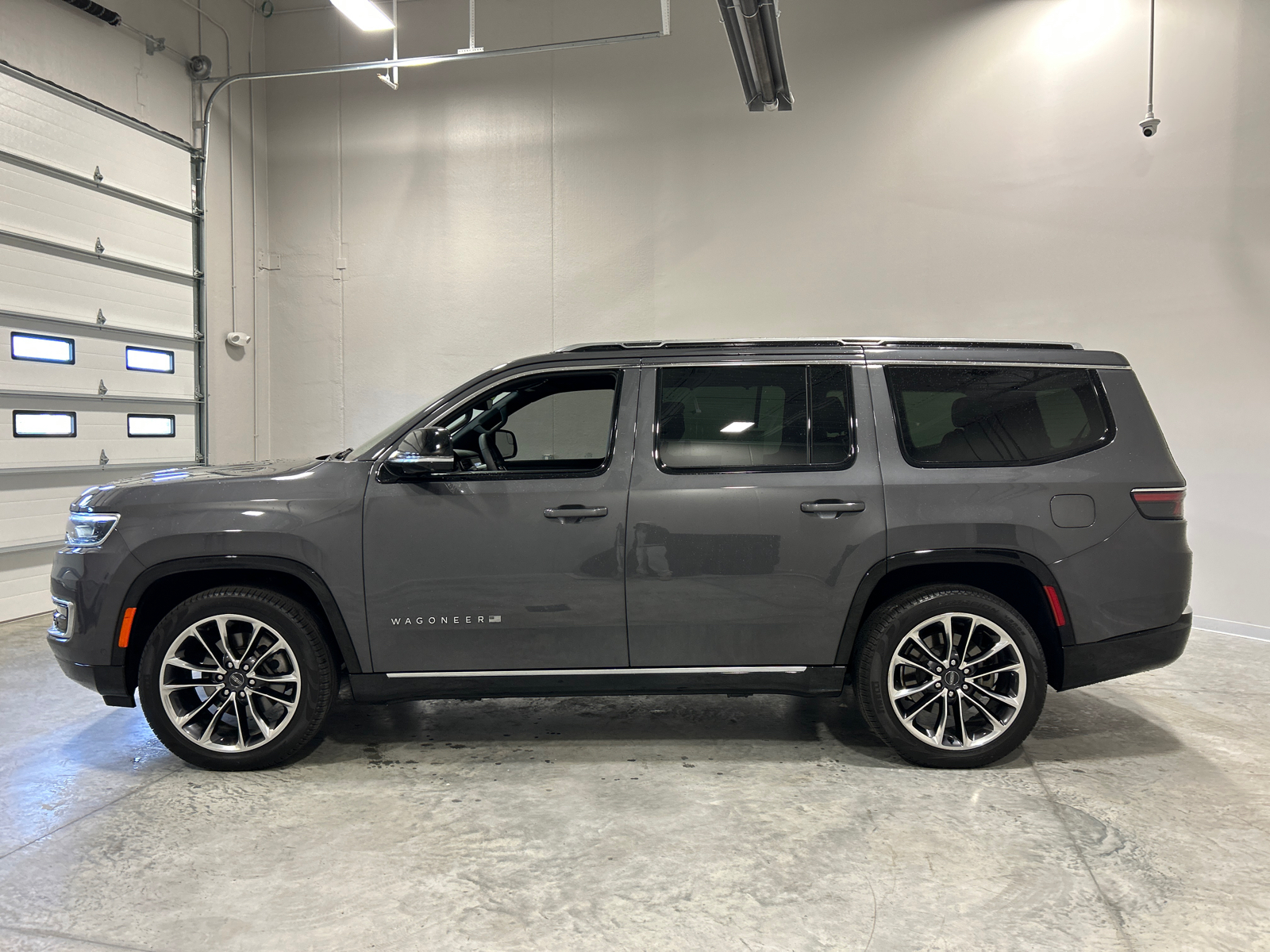 2023 Jeep Wagoneer Series III 9