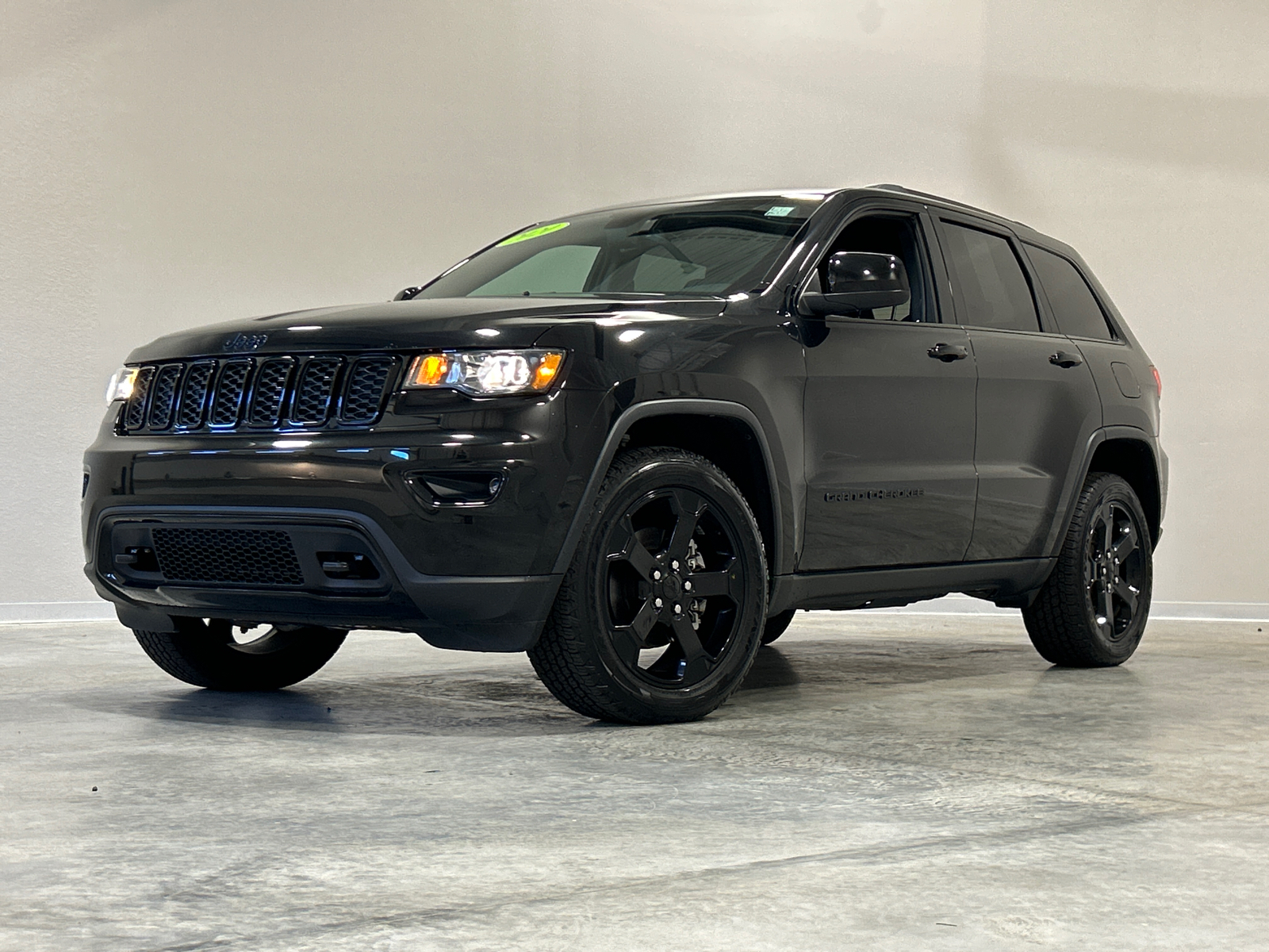 2020 Jeep Grand Cherokee Upland Edition 1