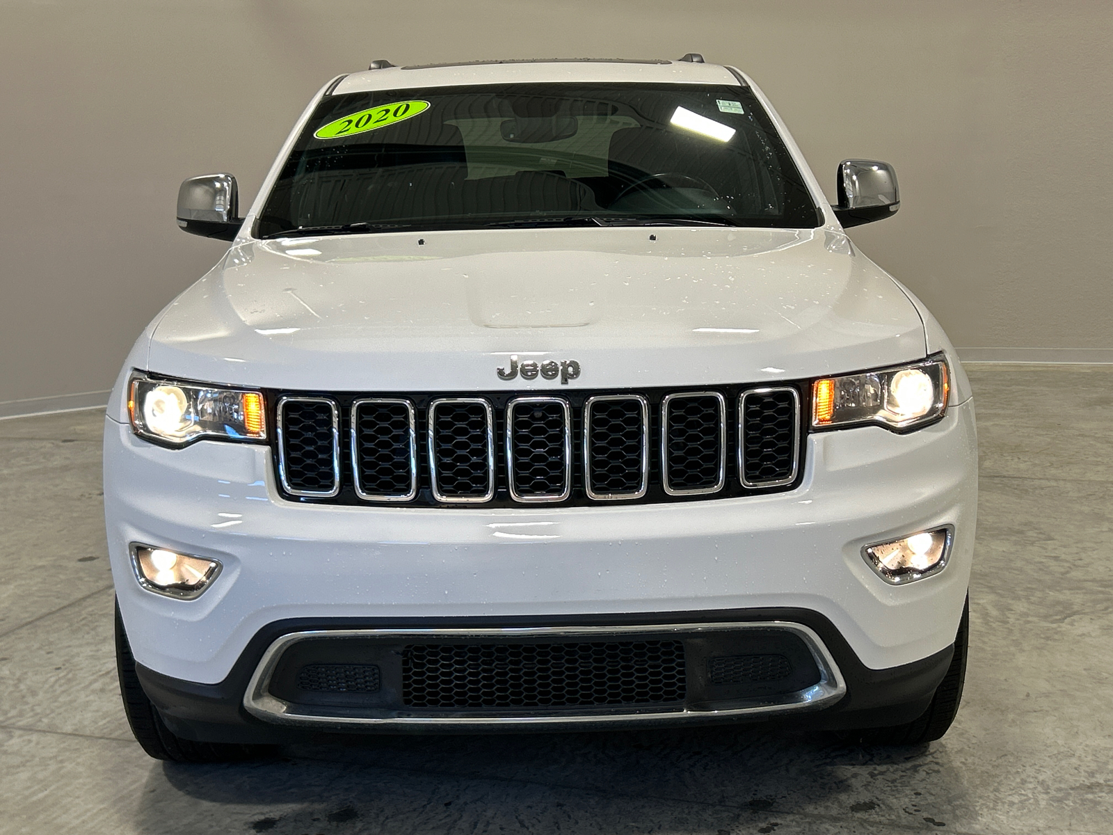 2020 Jeep Grand Cherokee Limited 3