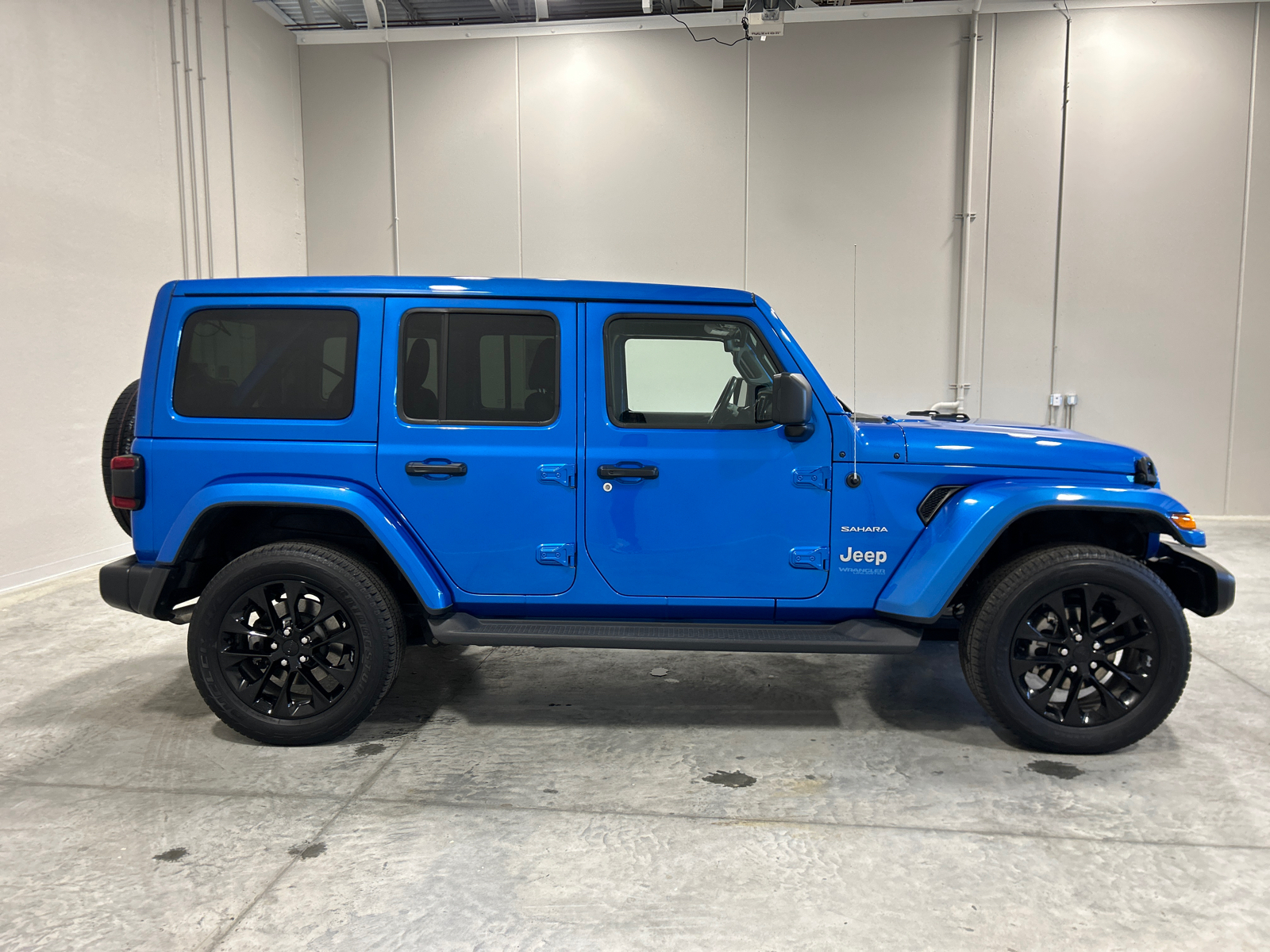 2021 Jeep Wrangler Unlimited Sahara 4xe 5