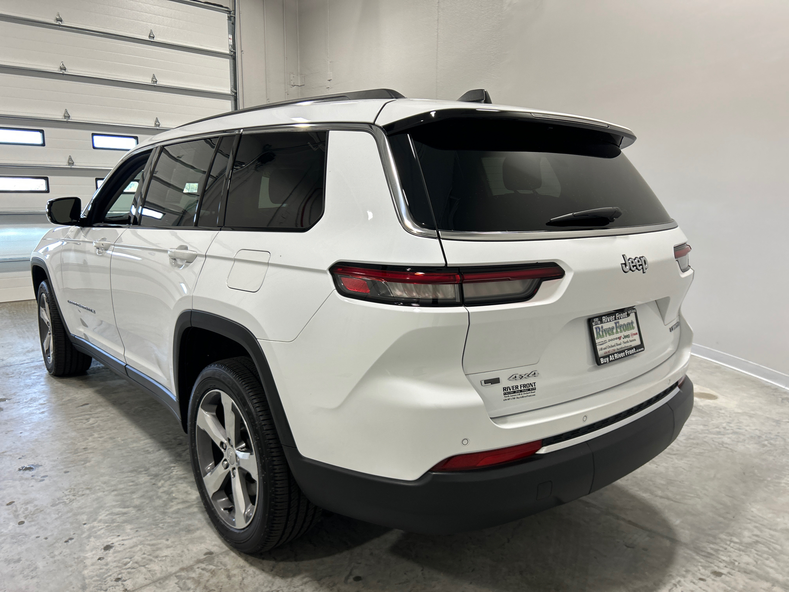 2021 Jeep Grand Cherokee L Limited 8