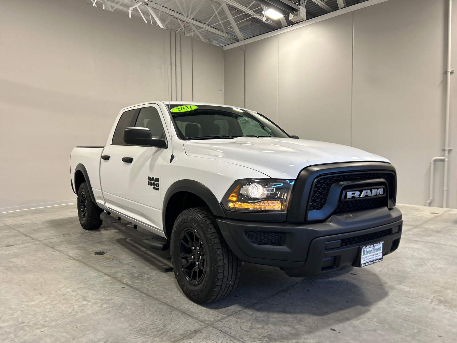 2021 Ram 1500 Classic Warlock 4