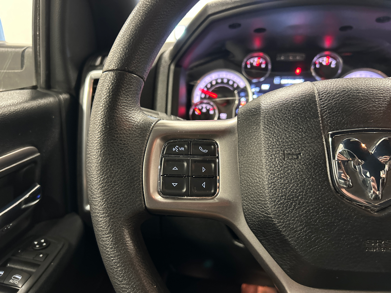 2021 Ram 1500 Classic Warlock 19