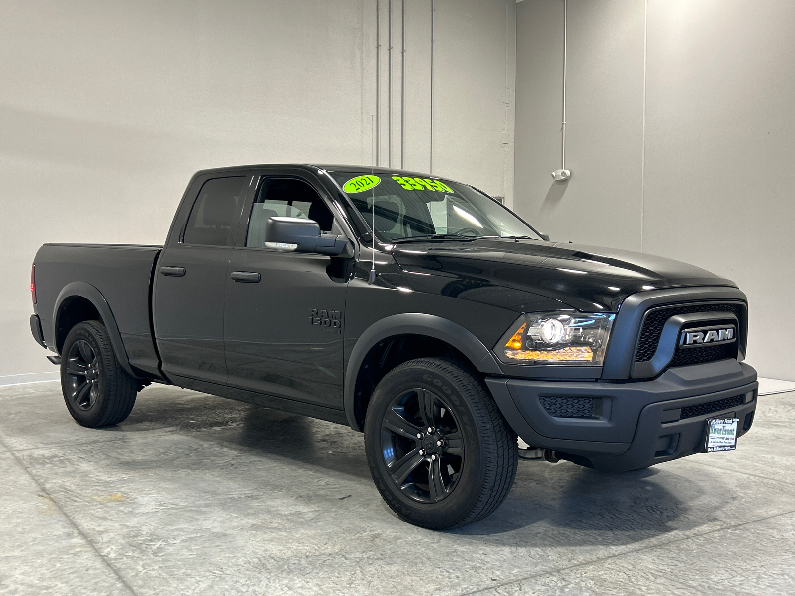 2021 Ram 1500 Classic Warlock 4