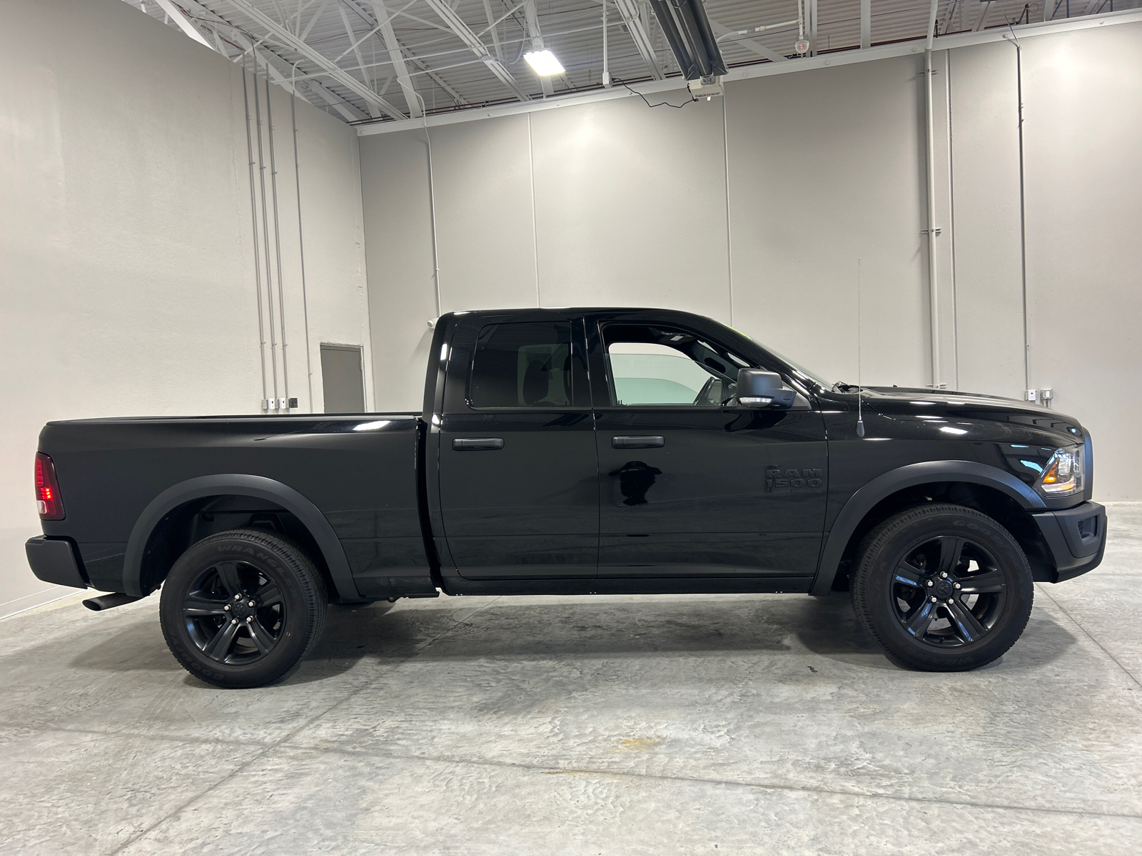 2021 Ram 1500 Classic Warlock 5