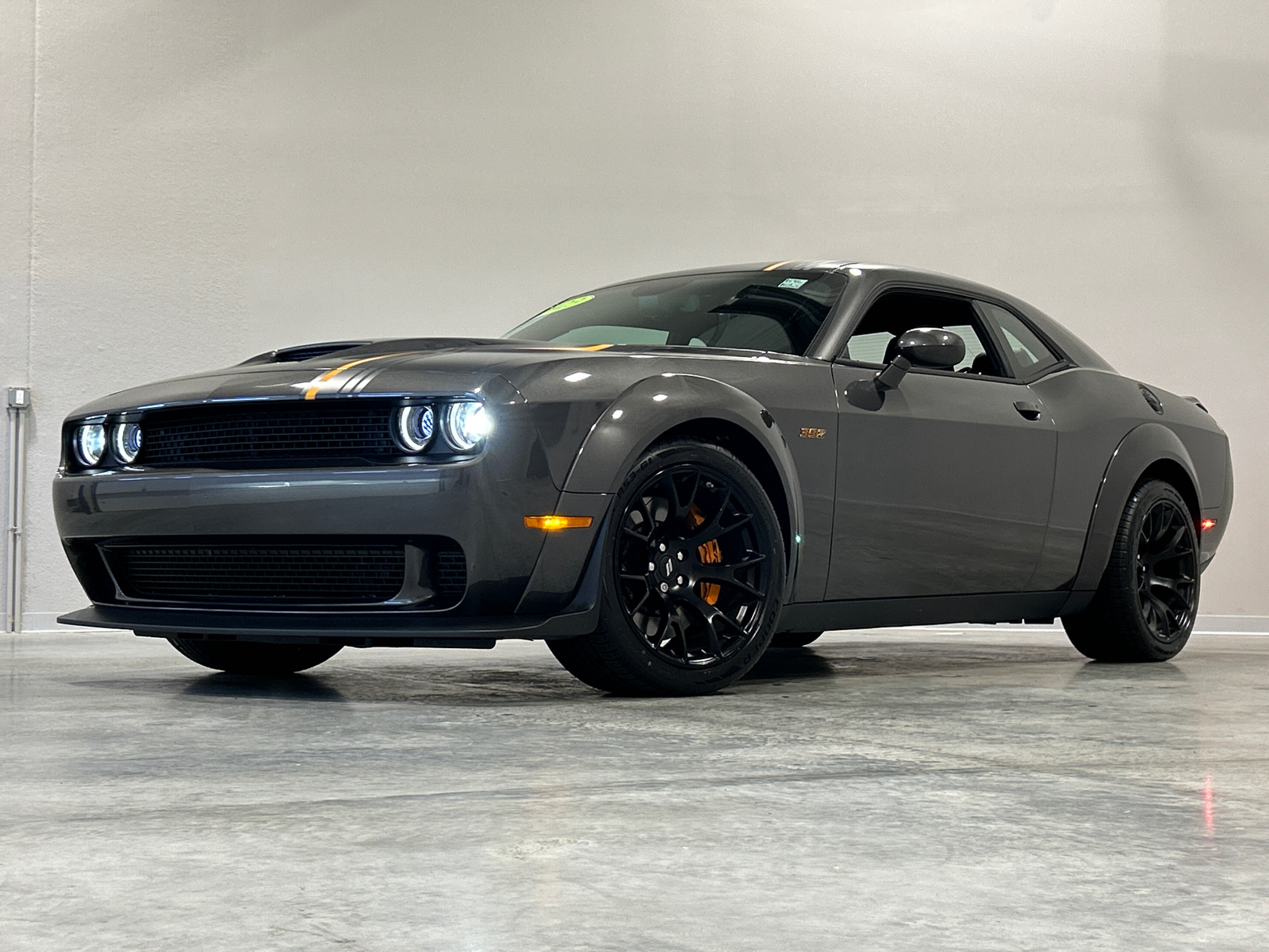 2023 Dodge Challenger R/T Scat Pack Widebody 2