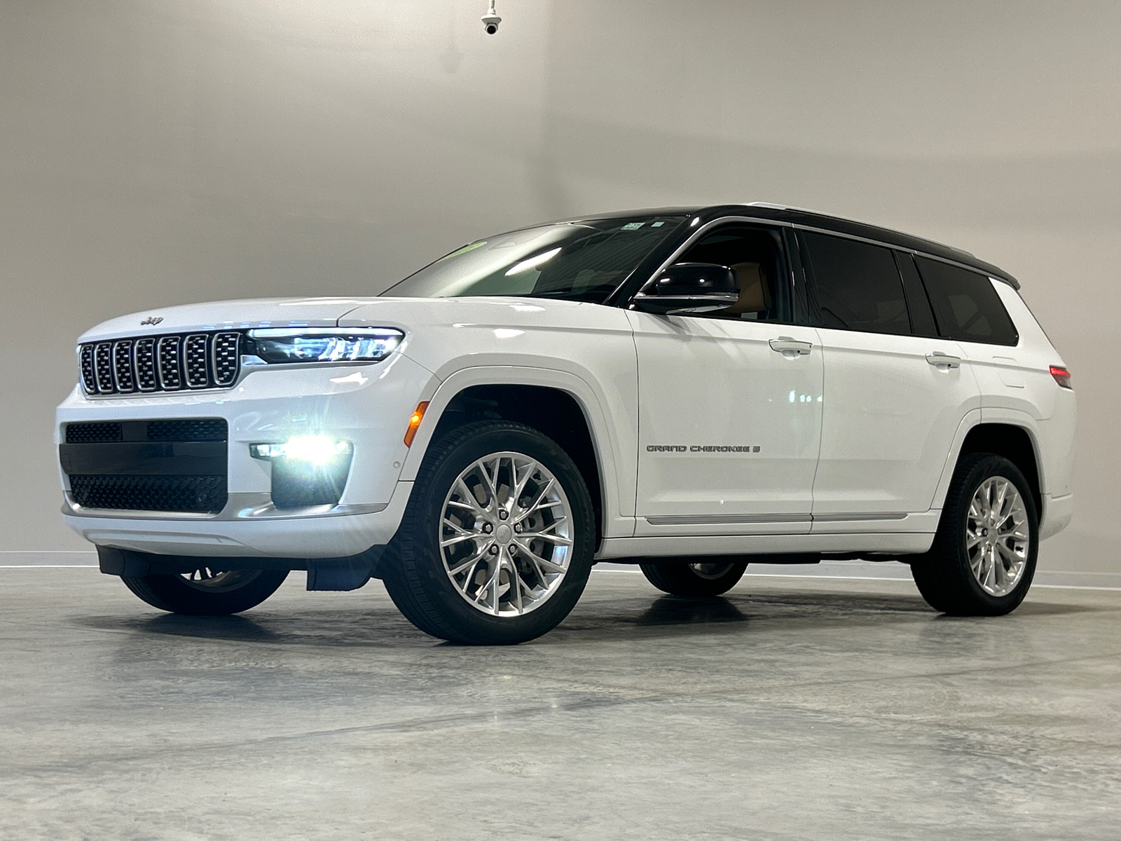 2021 Jeep Grand Cherokee L Summit 2