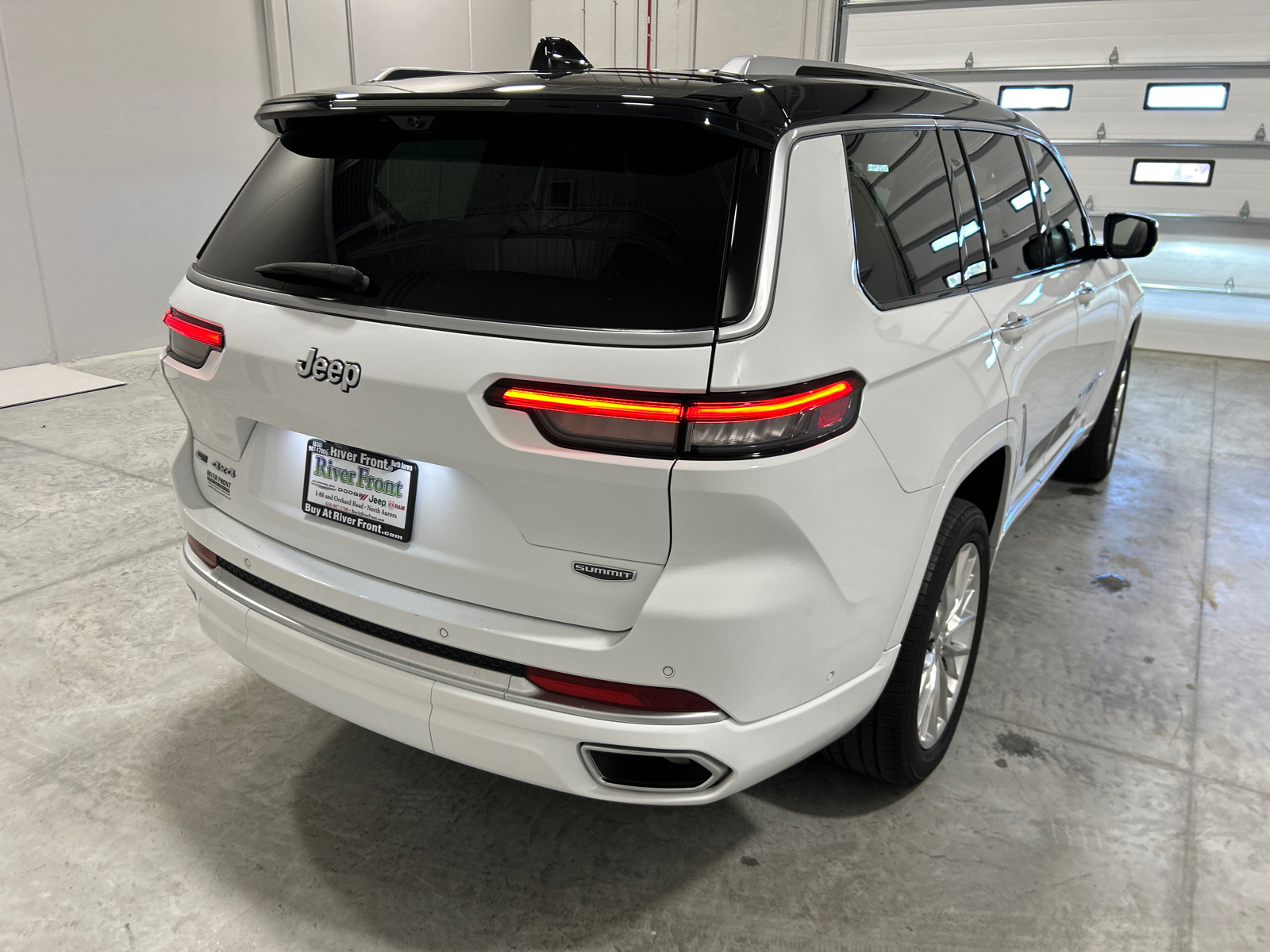 2021 Jeep Grand Cherokee L Summit 6