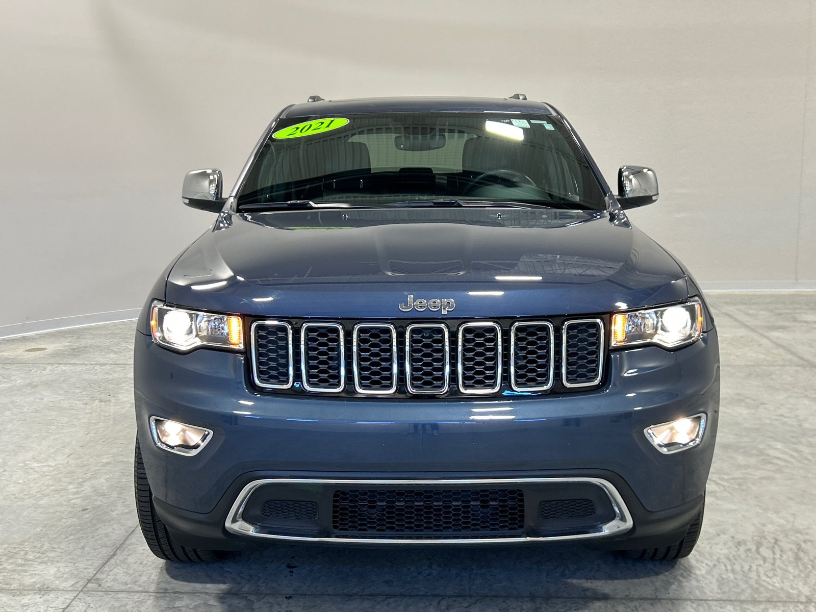 2021 Jeep Grand Cherokee Limited 3