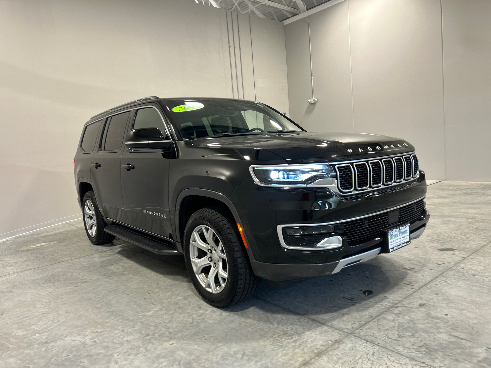 2022 Jeep Wagoneer Series II 4