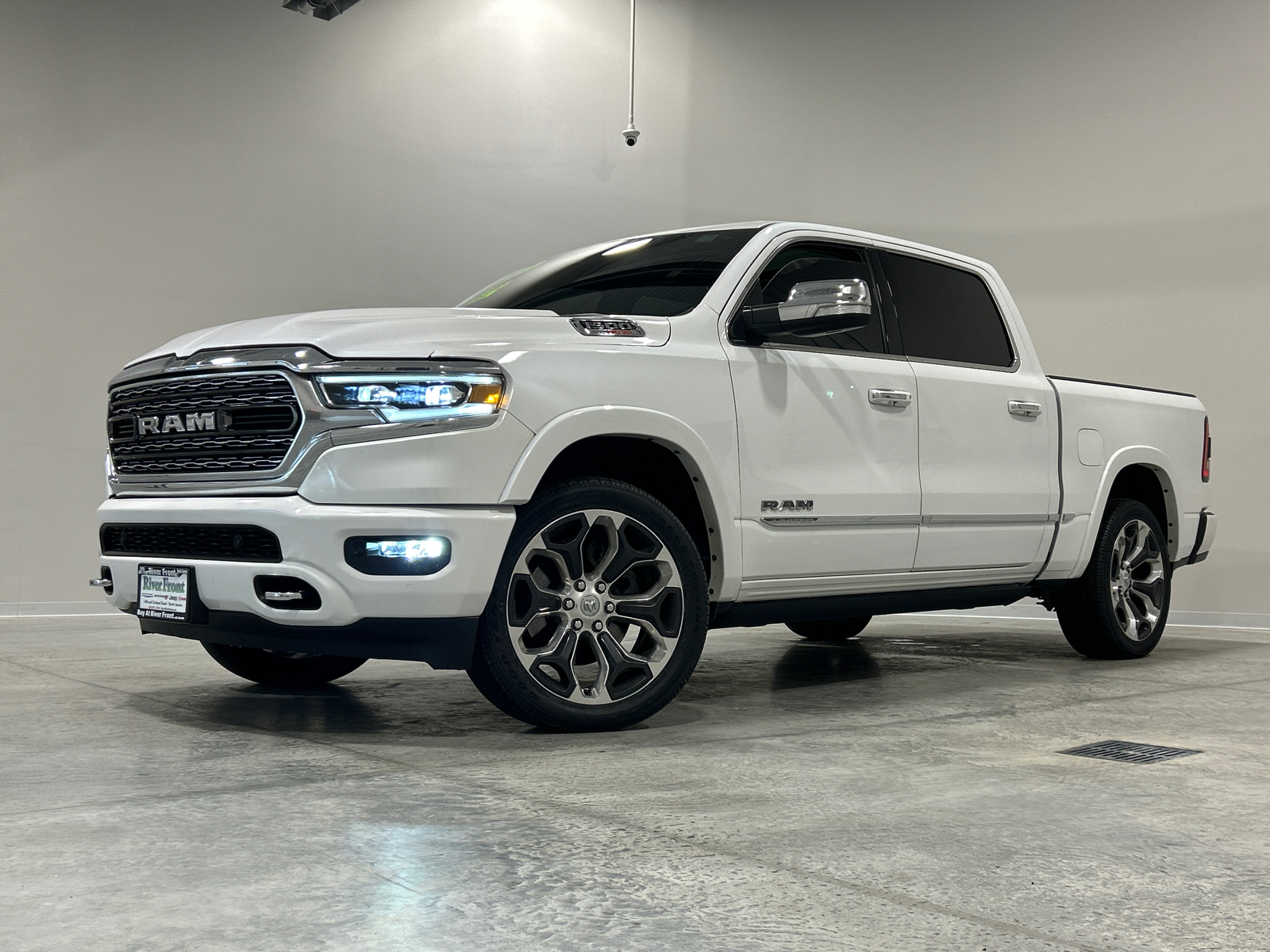 2022 Ram 1500 Limited 2