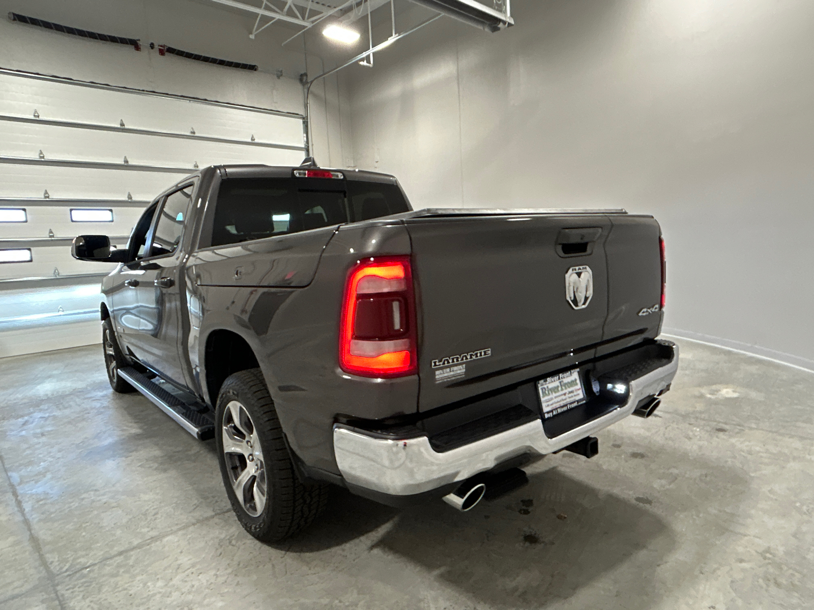 2023 Ram 1500 Laramie 8