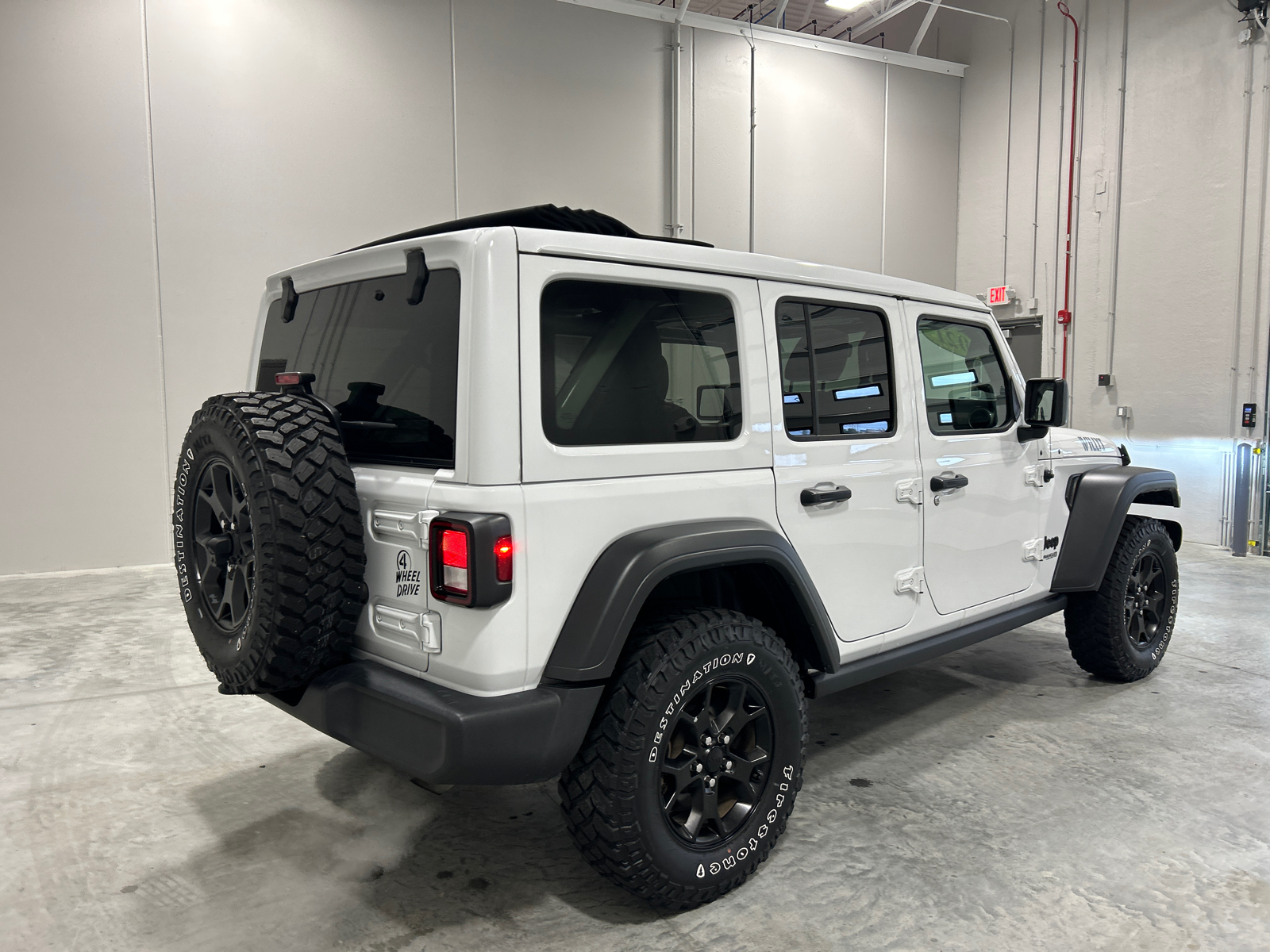 2021 Jeep Wrangler Unlimited Willys 6