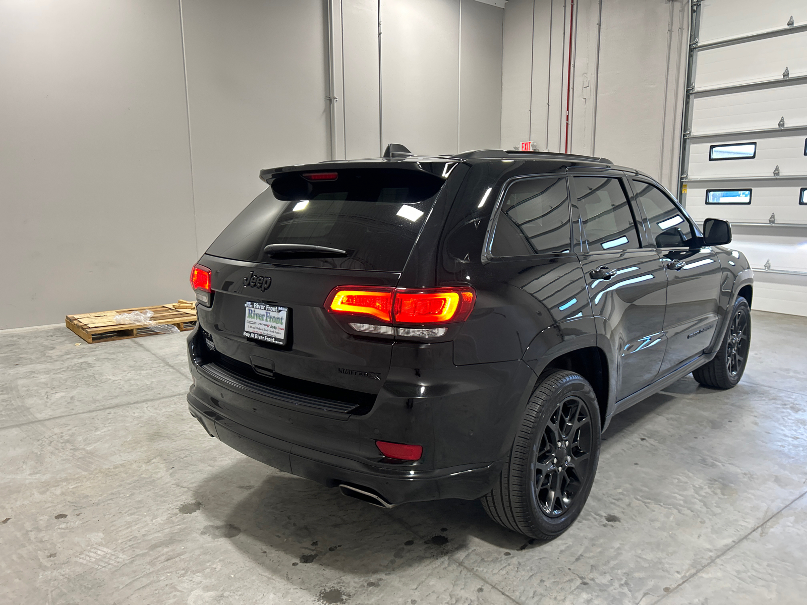 2021 Jeep Grand Cherokee Limited X 6