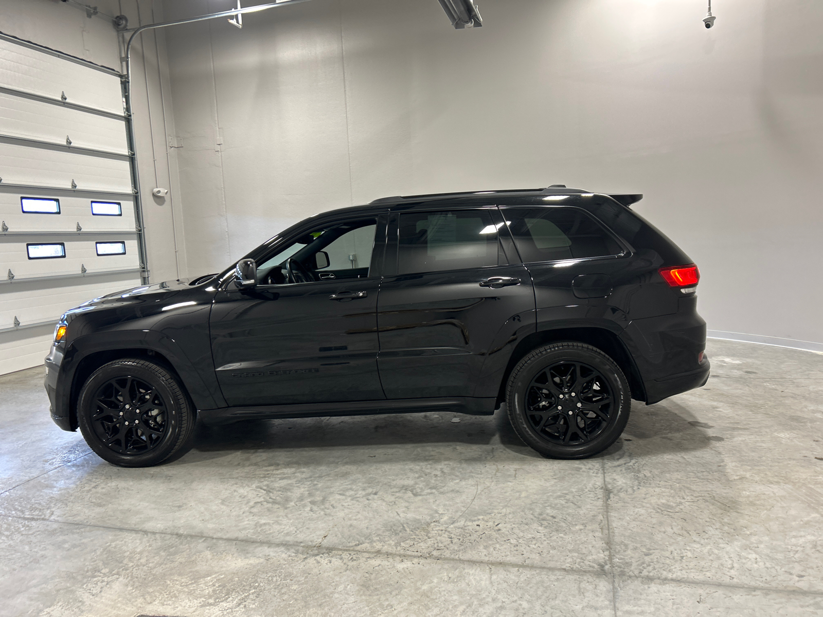 2021 Jeep Grand Cherokee Limited X 9